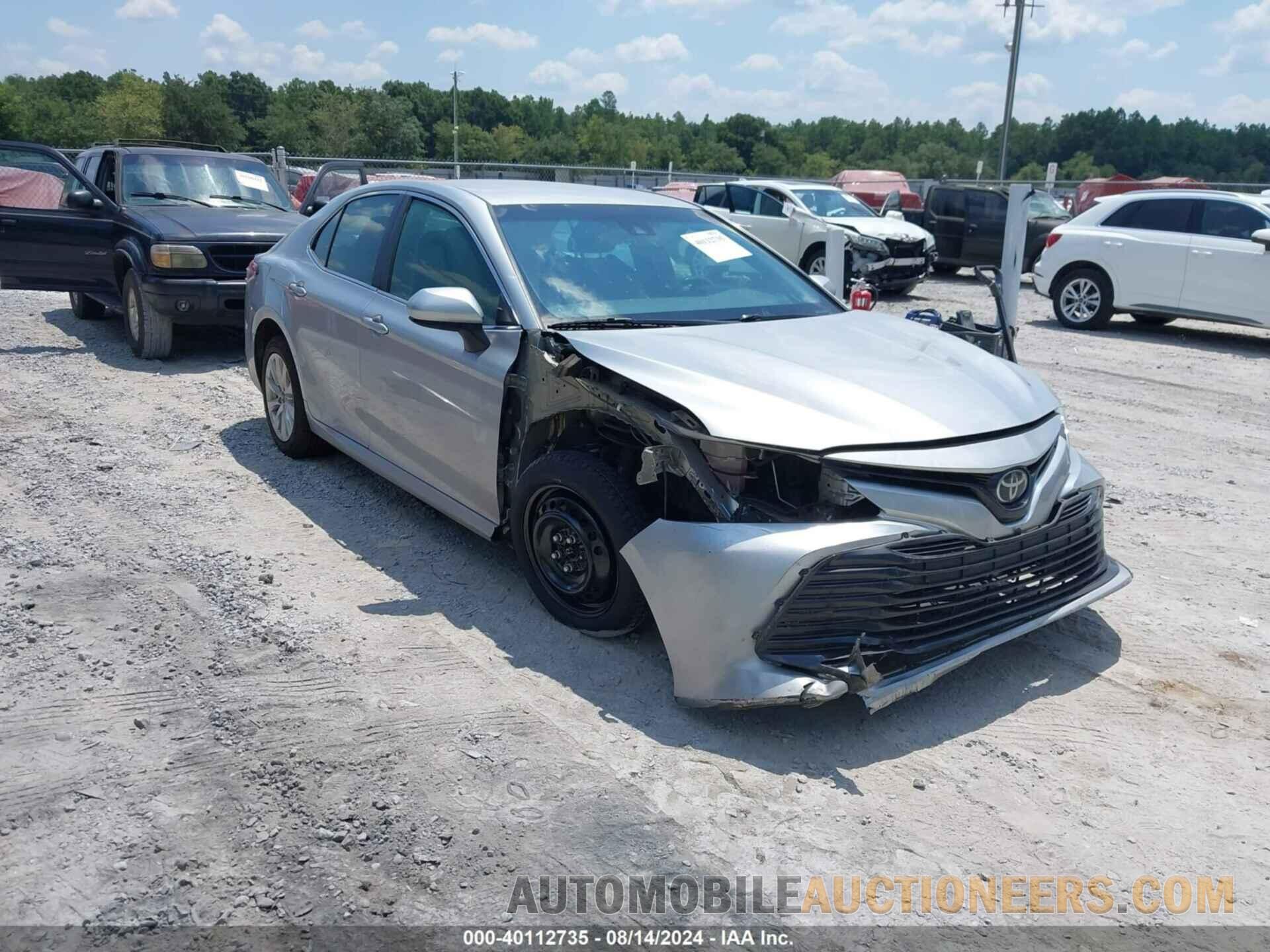 4T1B11HK6JU501630 TOYOTA CAMRY 2018