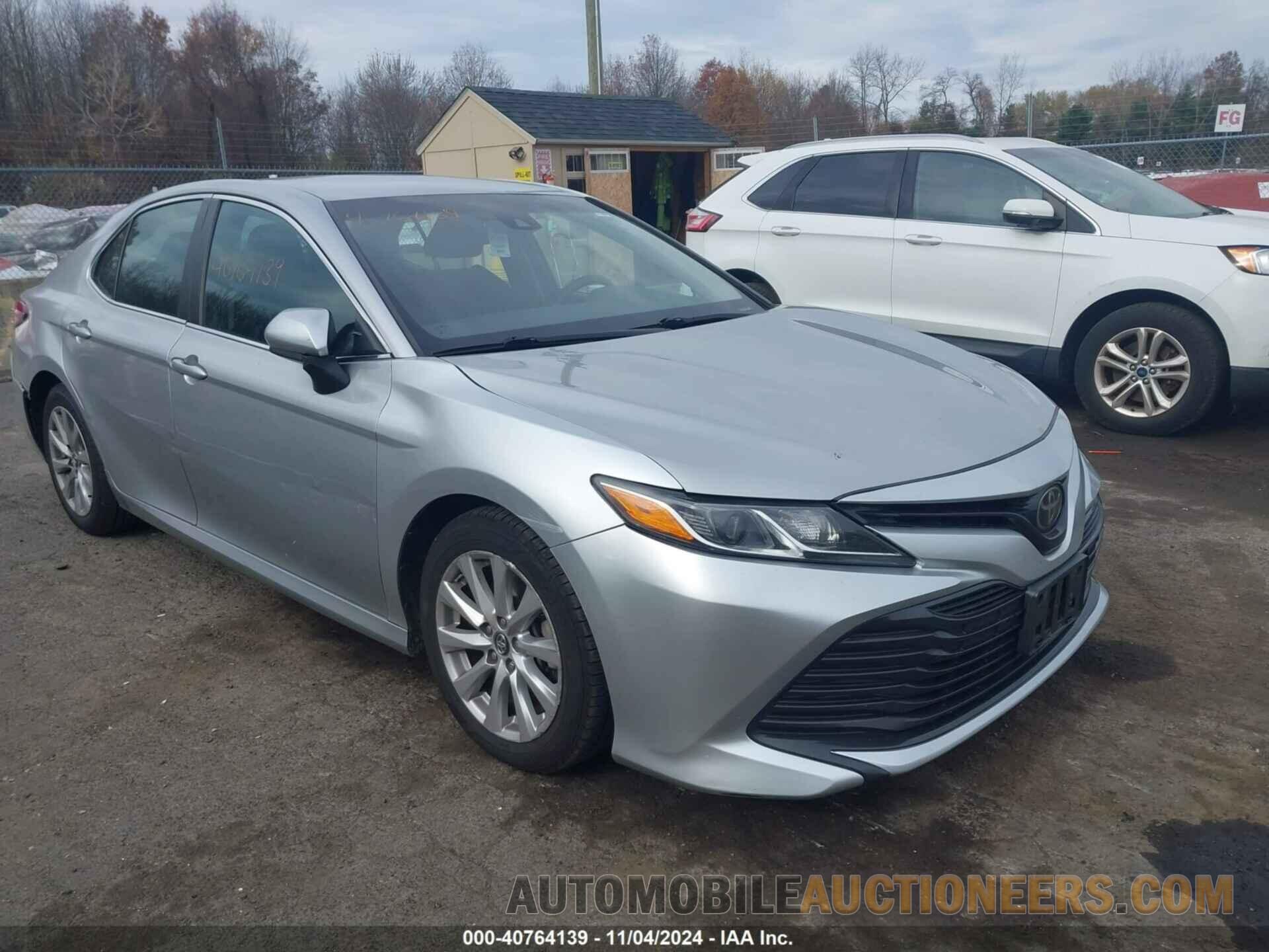 4T1B11HK6JU504477 TOYOTA CAMRY 2018