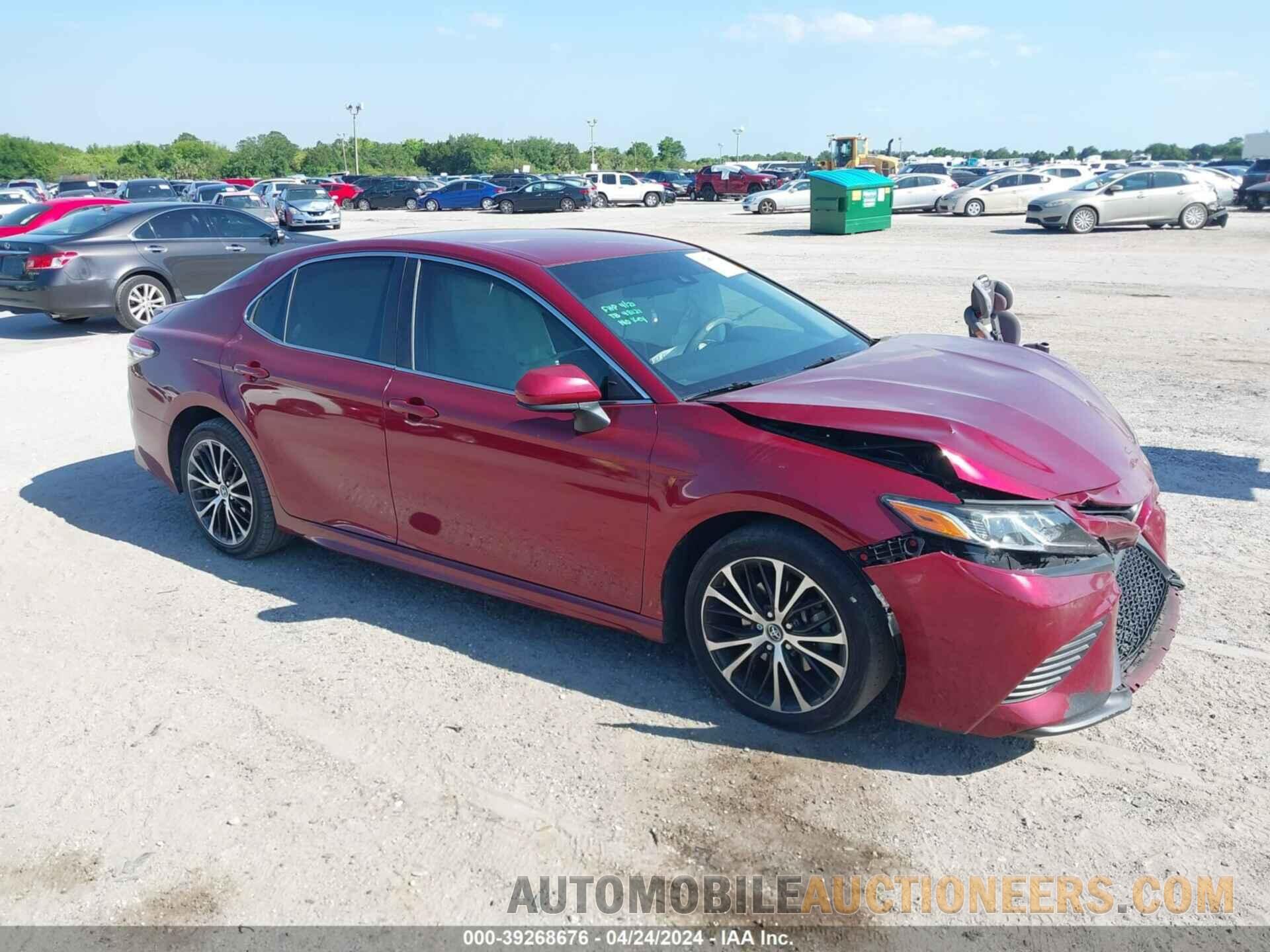 4T1B11HK6JU507816 TOYOTA CAMRY 2018