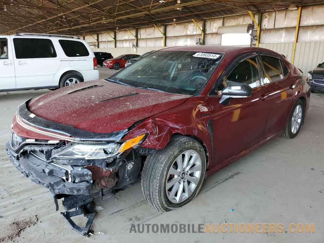 4T1B11HK6JU509064 TOYOTA CAMRY 2018