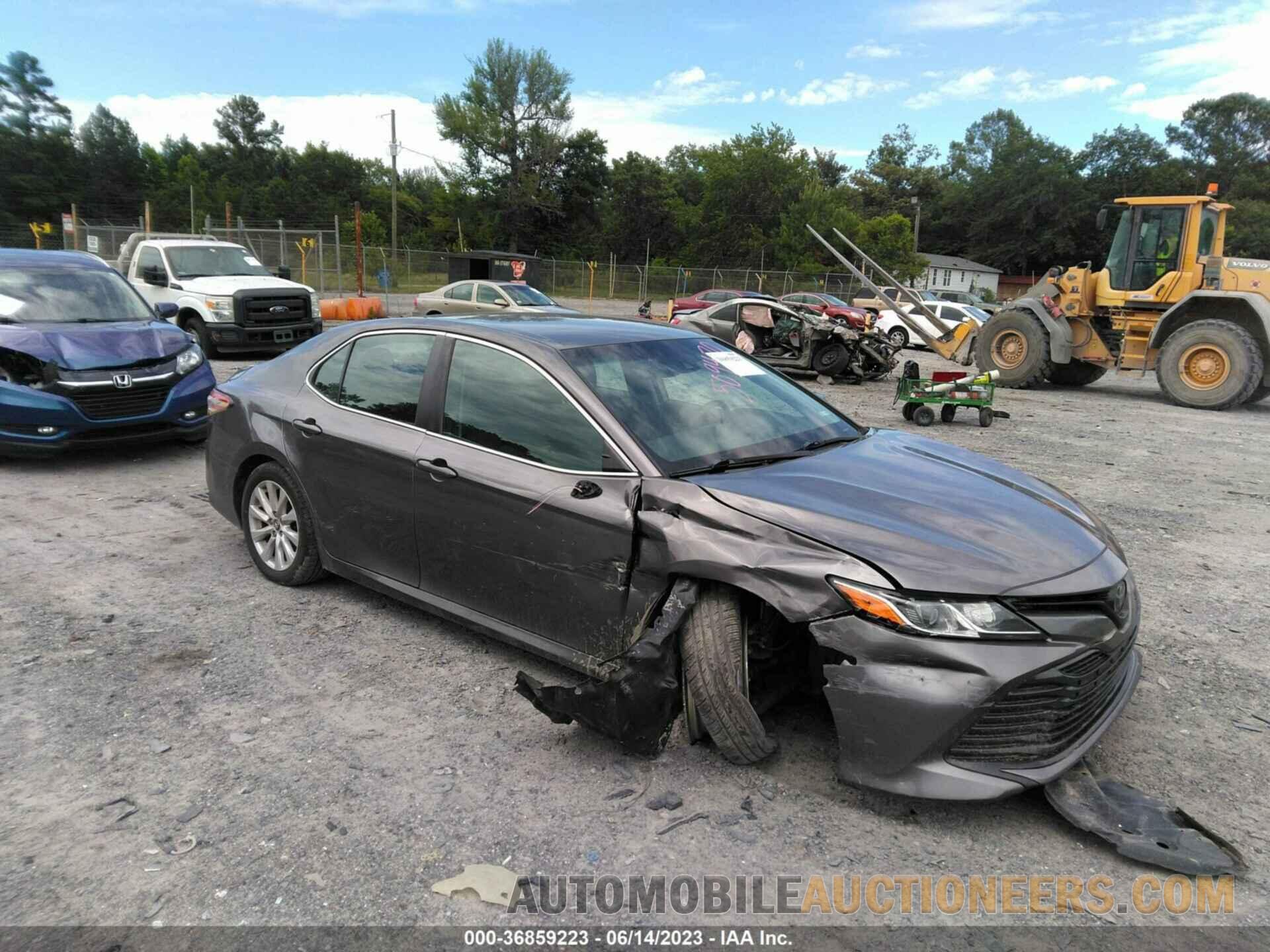 4T1B11HK6JU509470 TOYOTA CAMRY 2018