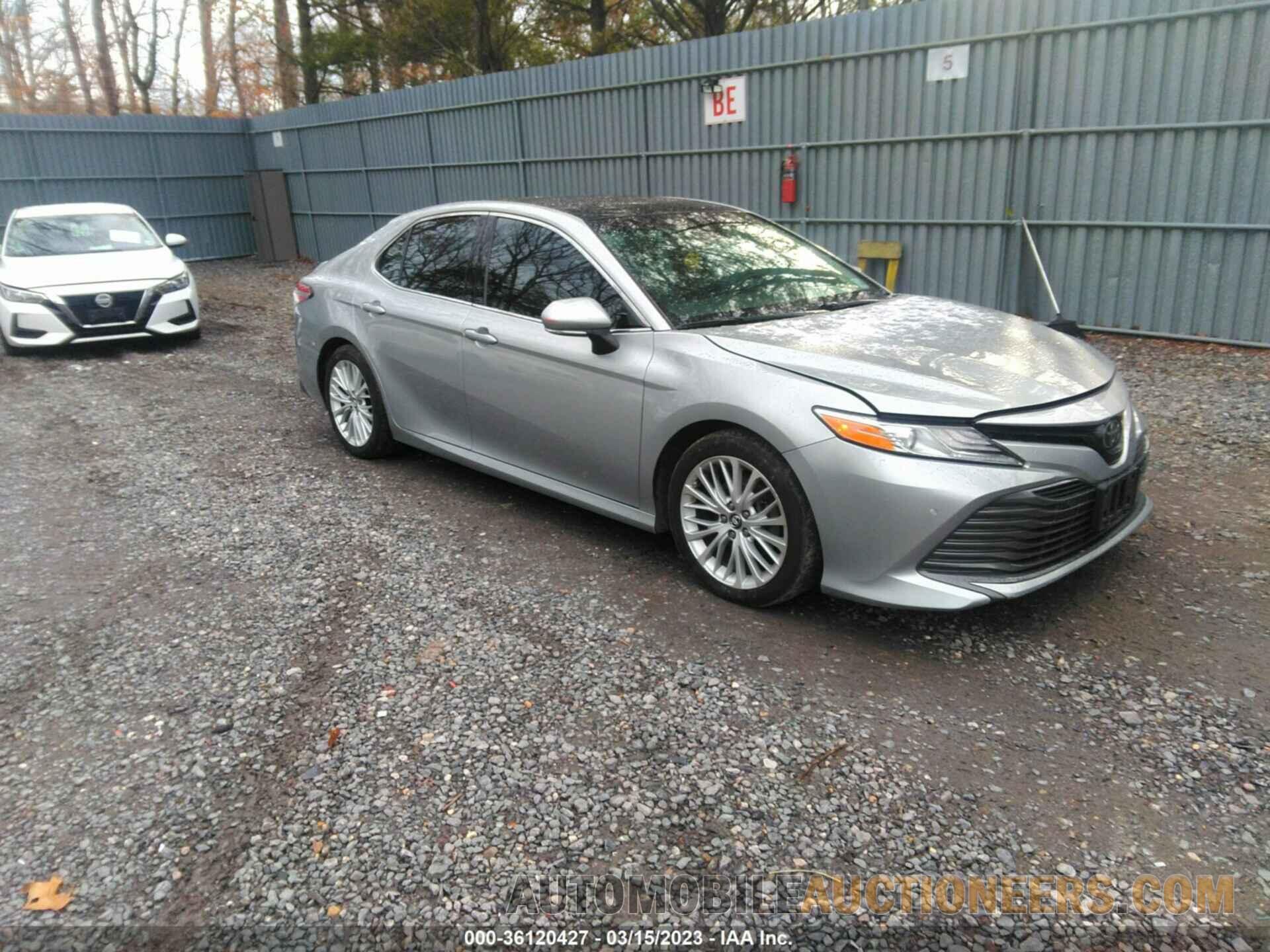 4T1B11HK6JU510912 TOYOTA CAMRY 2018