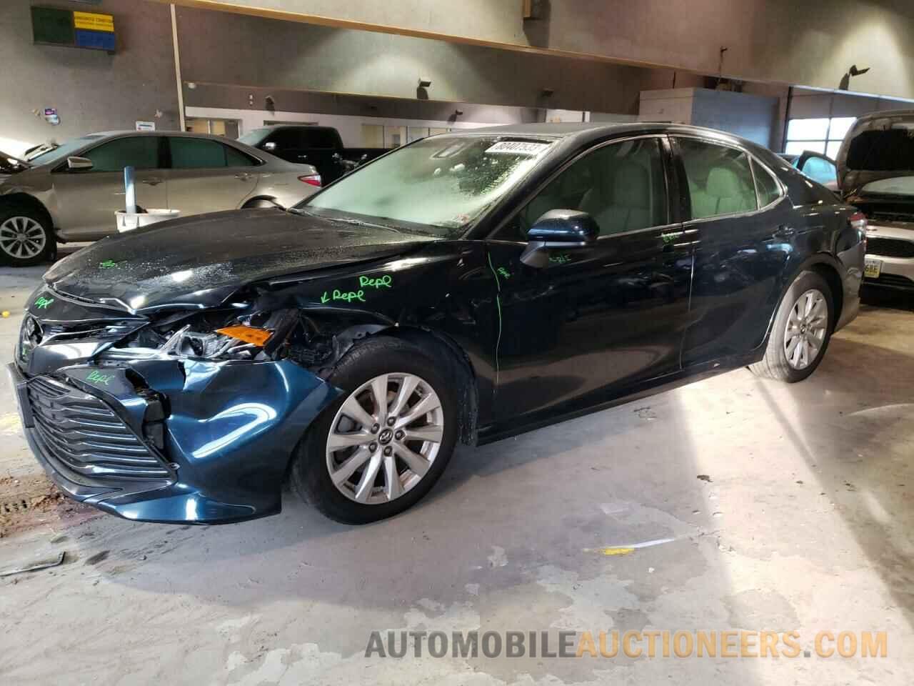 4T1B11HK6JU516113 TOYOTA CAMRY 2018