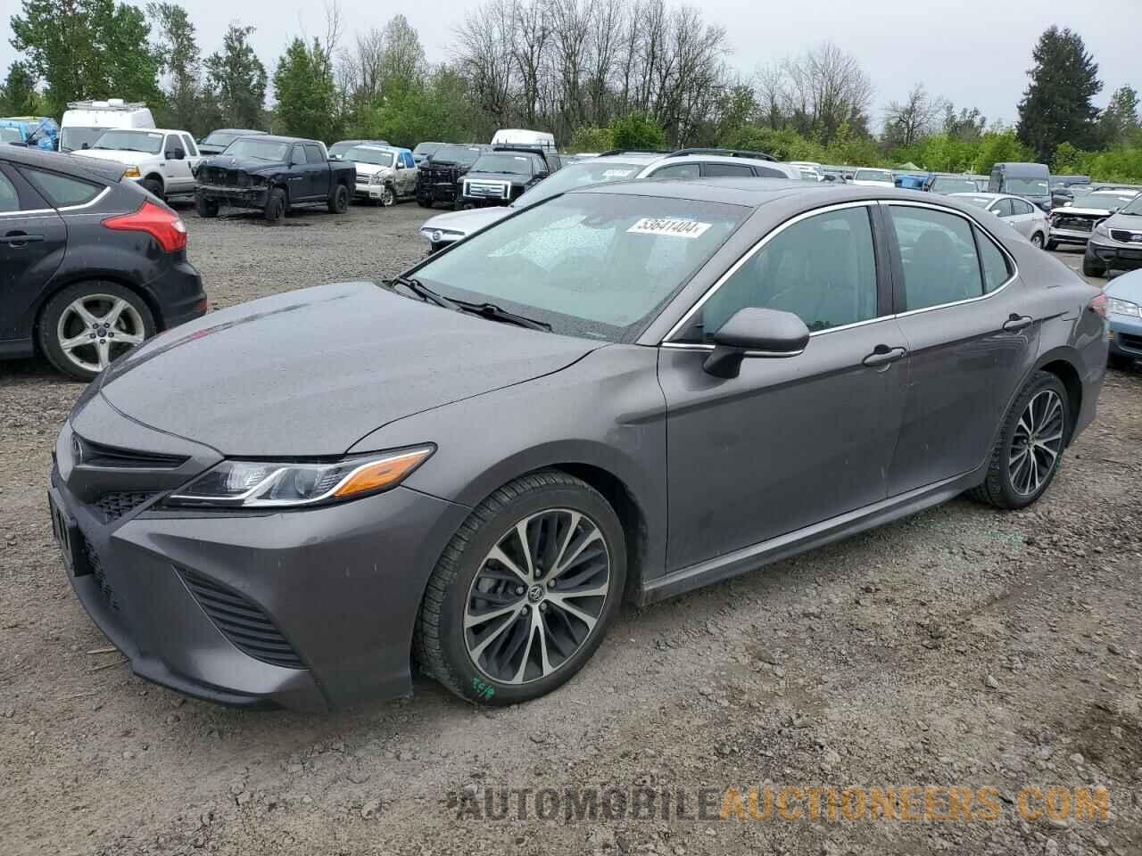 4T1B11HK6JU522221 TOYOTA CAMRY 2018