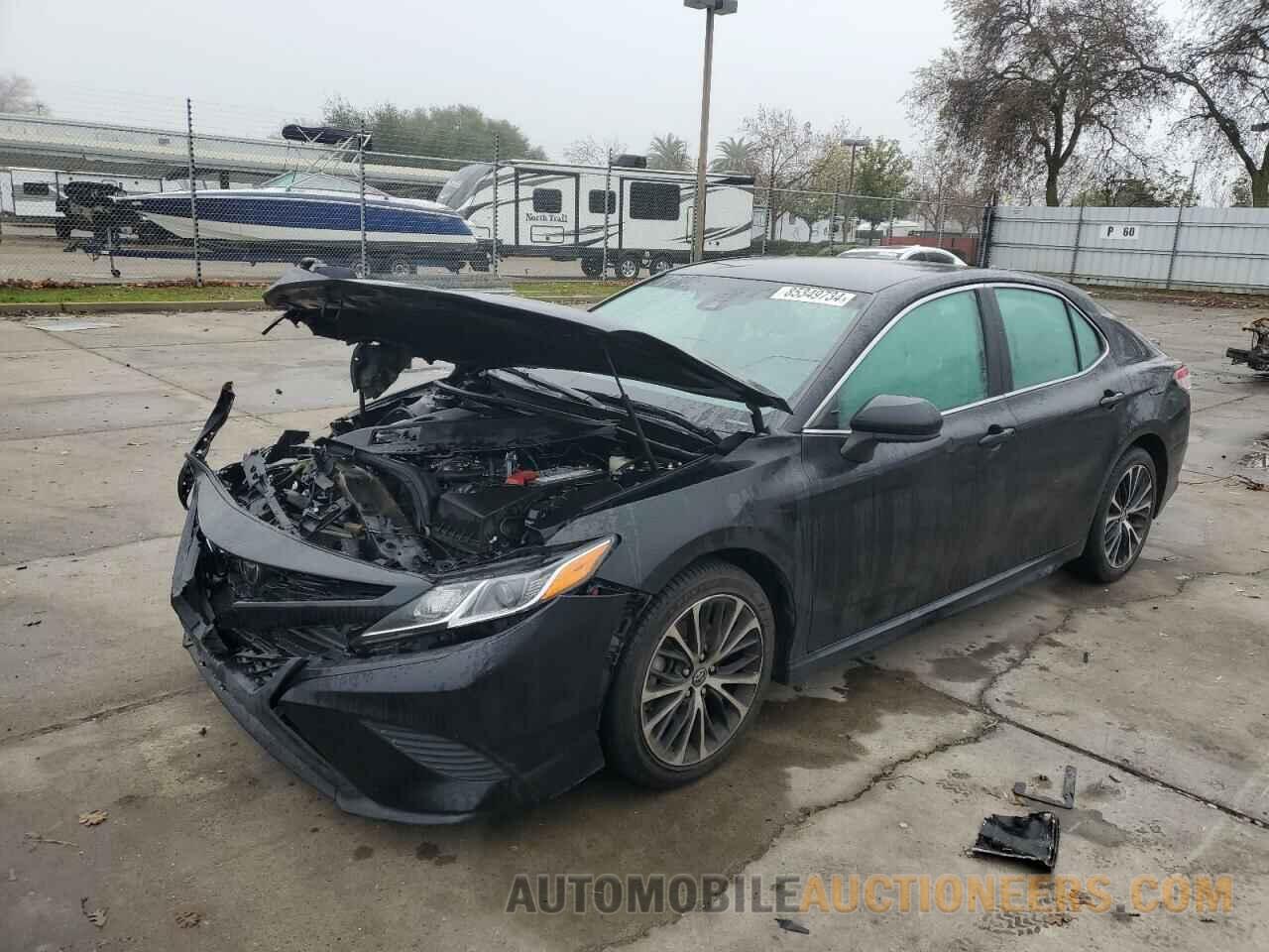 4T1B11HK6JU524664 TOYOTA CAMRY 2018