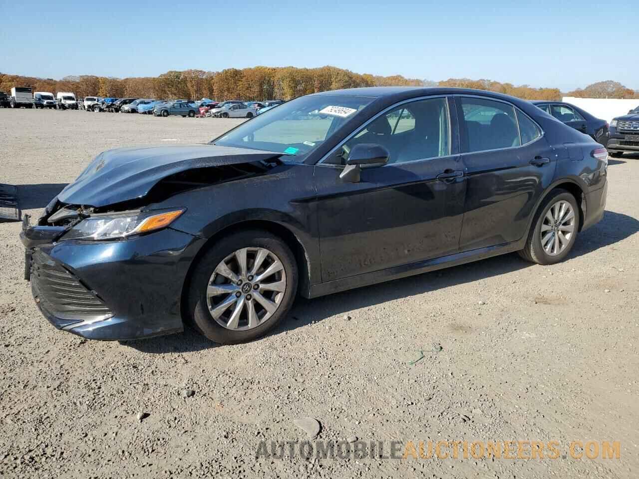 4T1B11HK6JU529153 TOYOTA CAMRY 2018