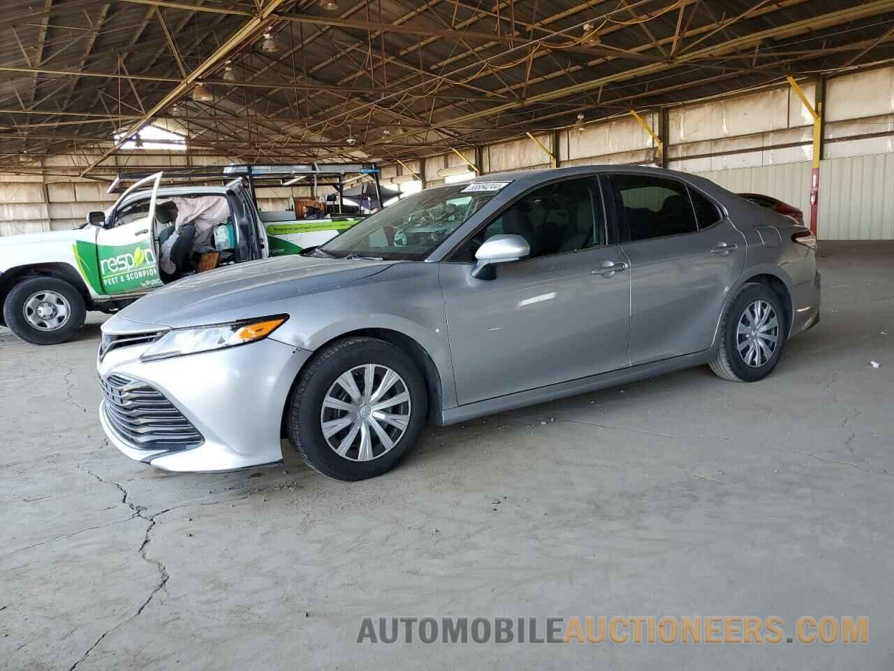 4T1B11HK6JU530982 TOYOTA CAMRY 2018