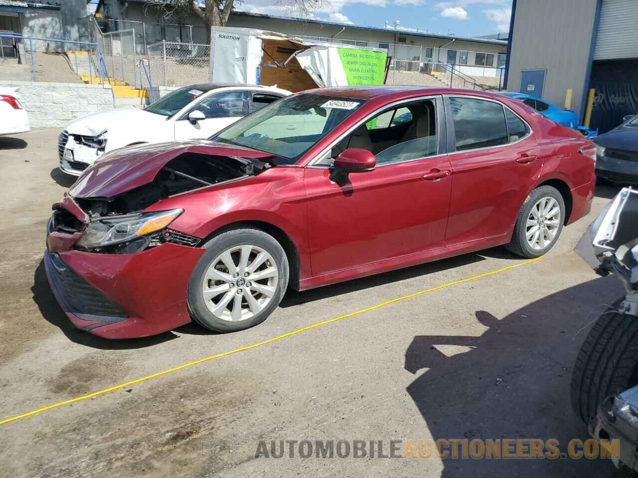 4T1B11HK6JU542727 TOYOTA CAMRY 2018