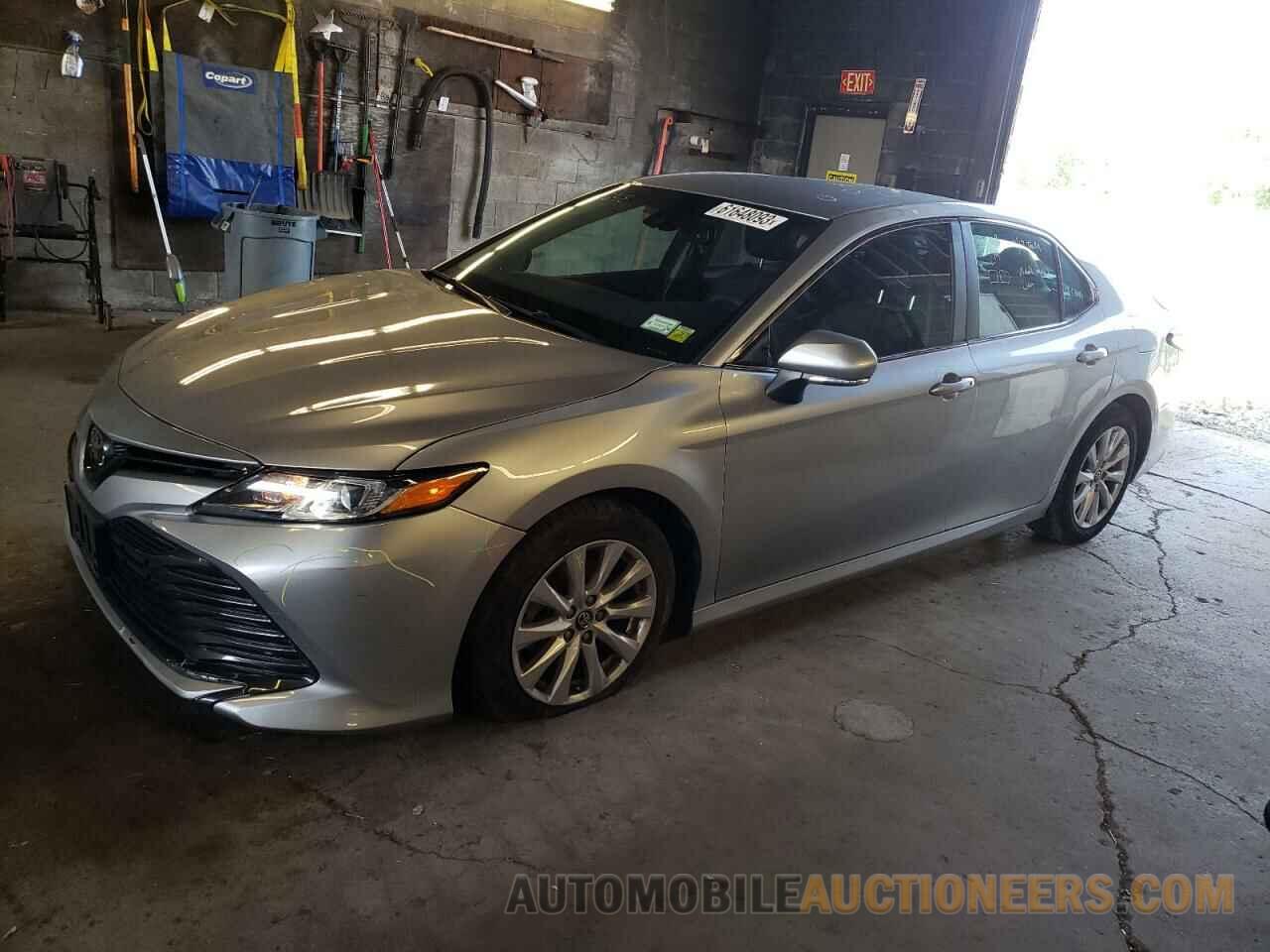 4T1B11HK6JU546227 TOYOTA CAMRY 2018