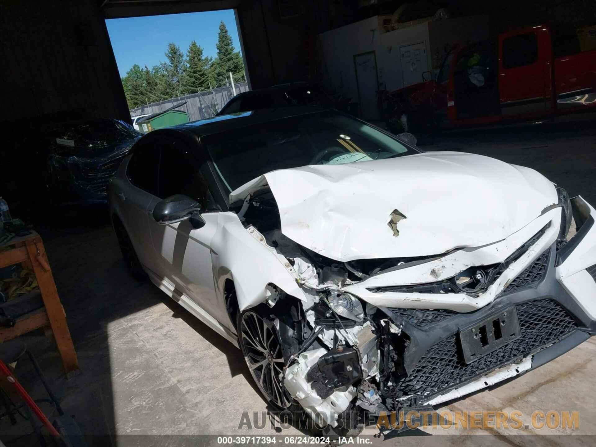 4T1B11HK6JU550388 TOYOTA CAMRY 2018