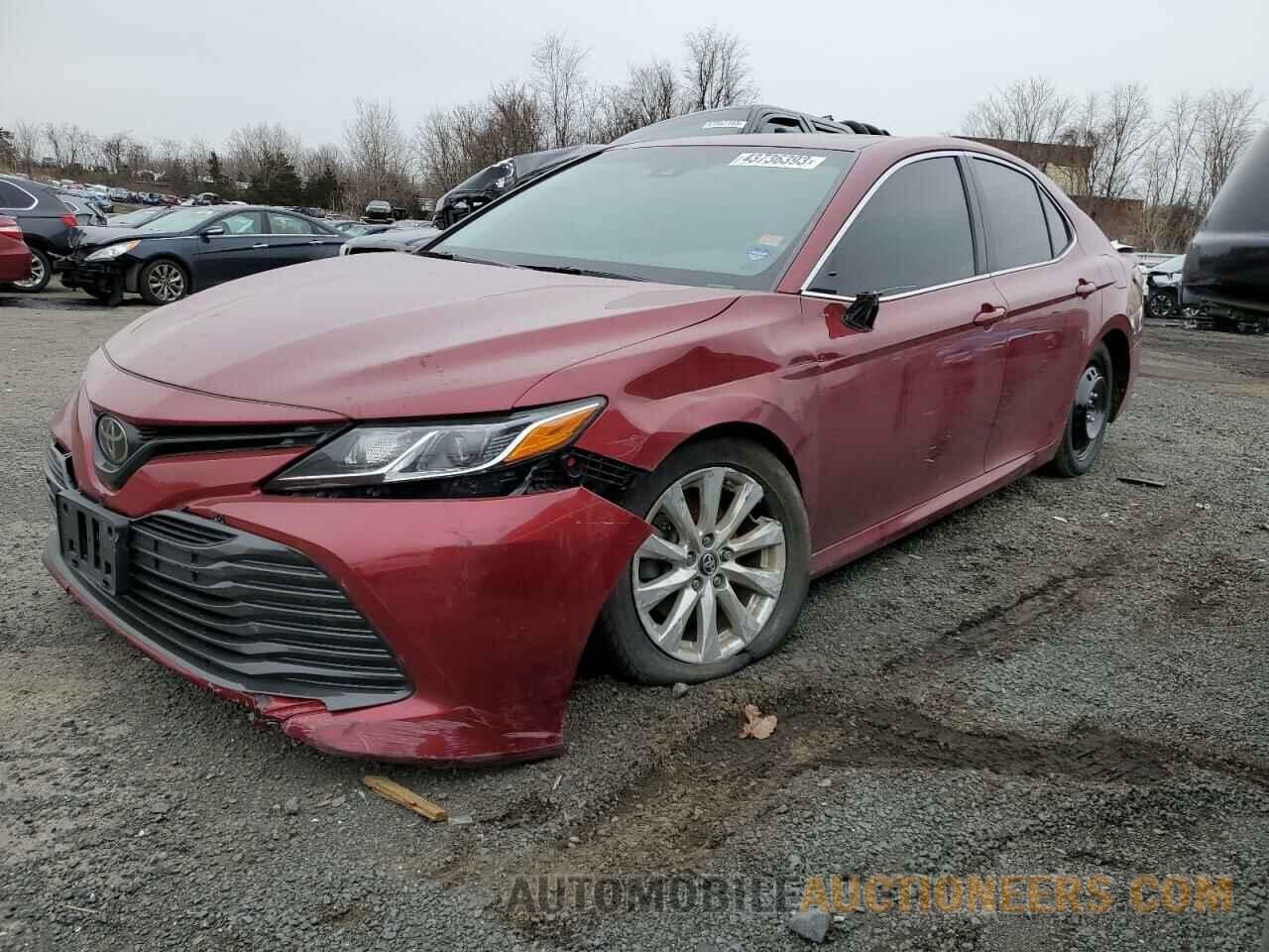 4T1B11HK6JU550942 TOYOTA CAMRY 2018