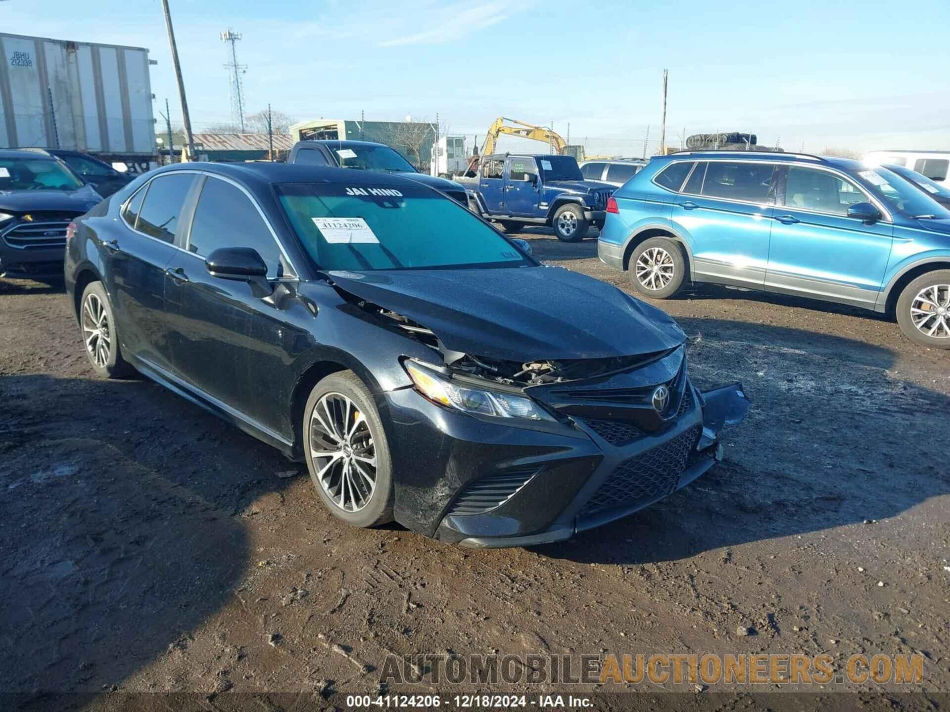 4T1B11HK6JU551248 TOYOTA CAMRY 2018