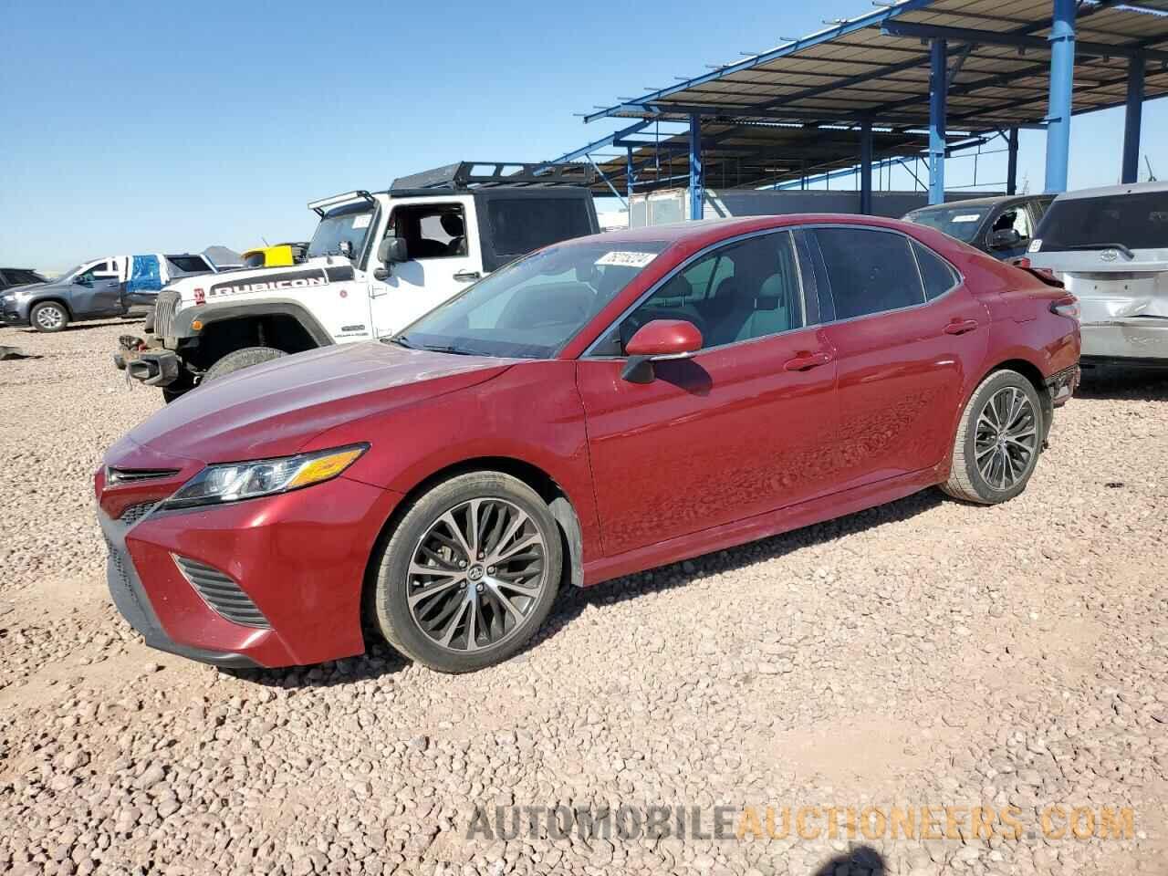 4T1B11HK6JU560239 TOYOTA CAMRY 2018