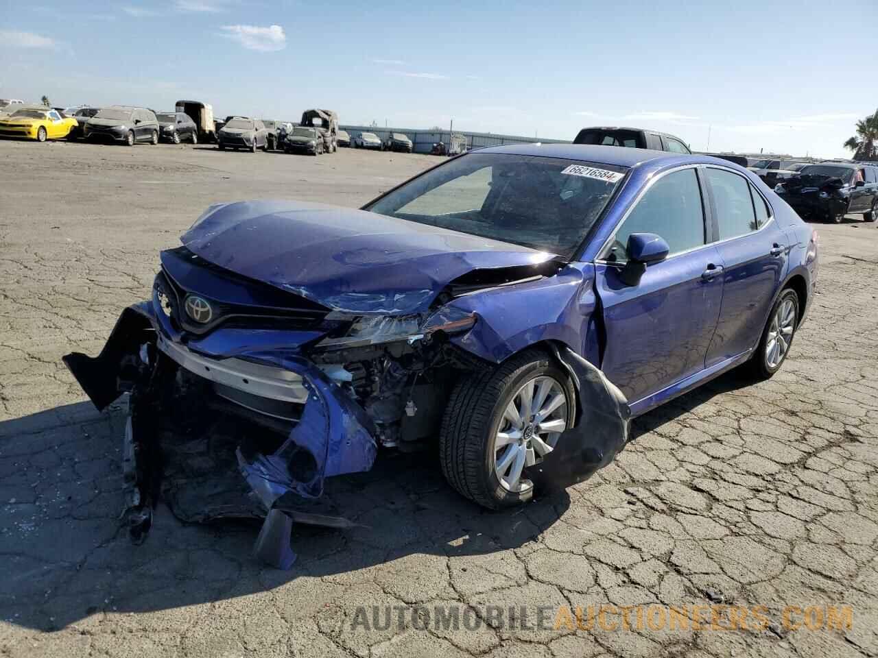 4T1B11HK6JU563285 TOYOTA CAMRY 2018