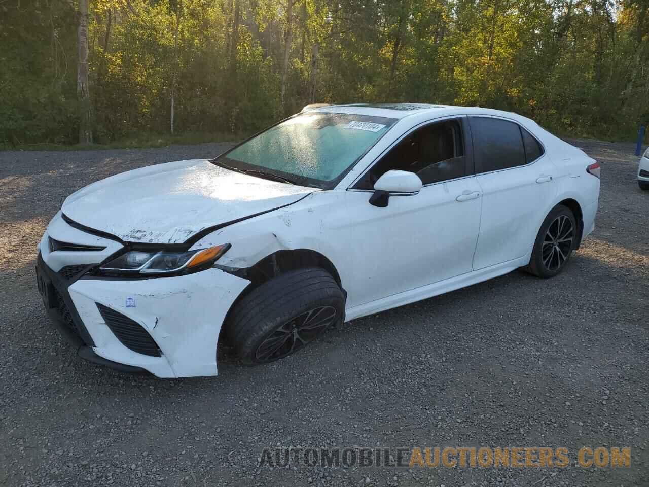 4T1B11HK6JU566526 TOYOTA CAMRY 2018