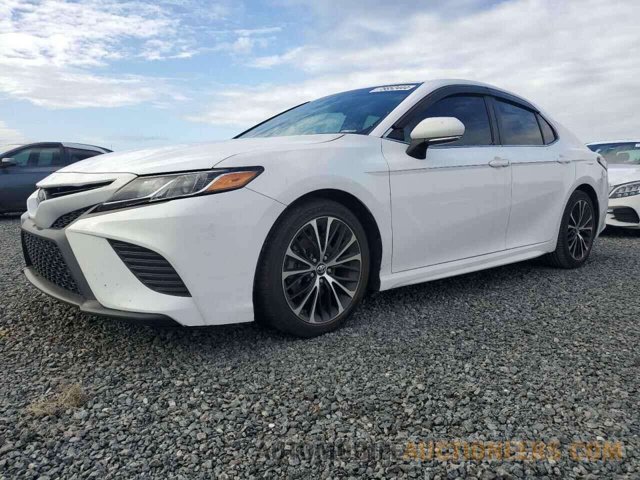 4T1B11HK6JU566672 TOYOTA CAMRY 2018