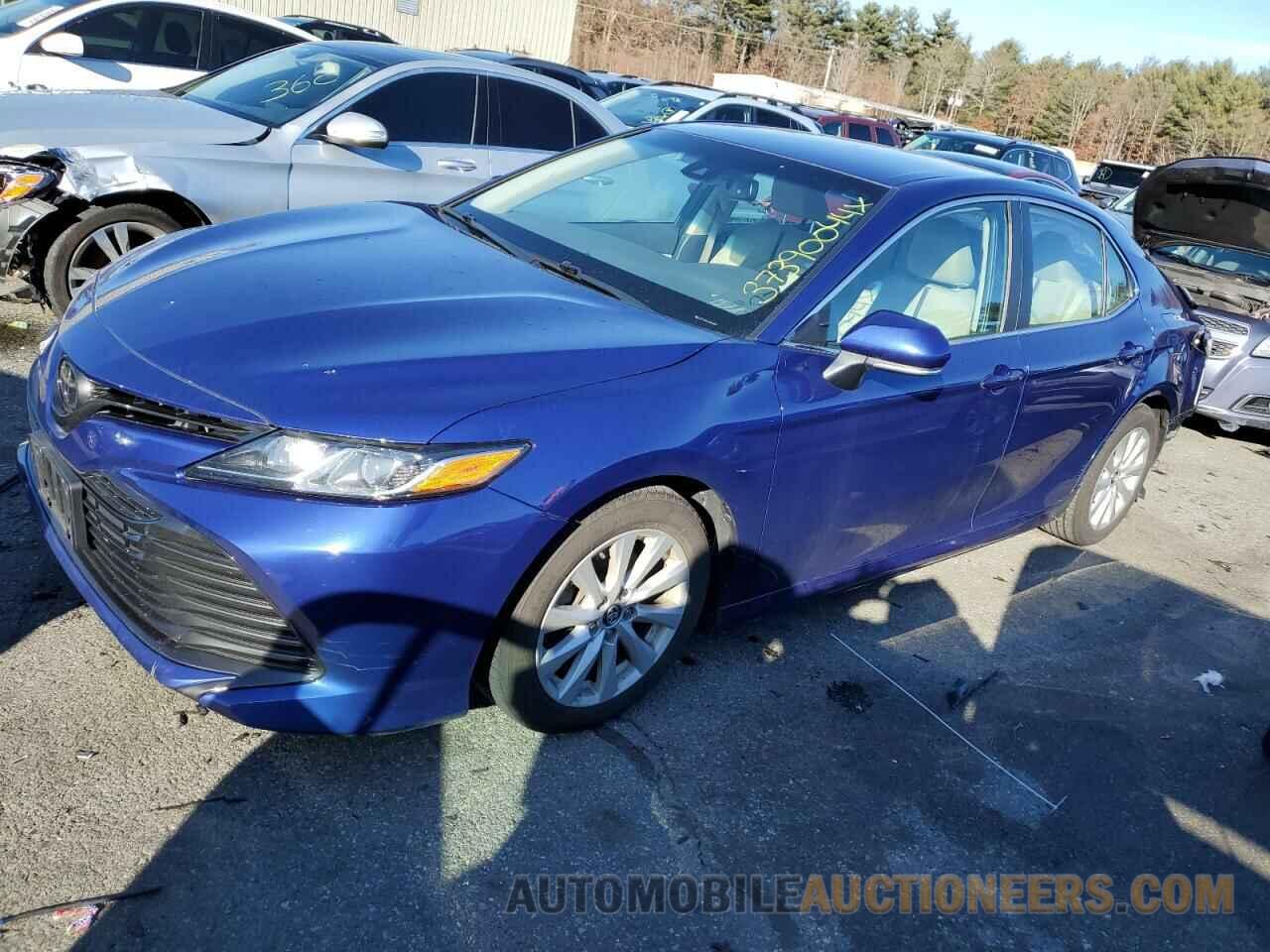 4T1B11HK6JU567398 TOYOTA CAMRY 2018