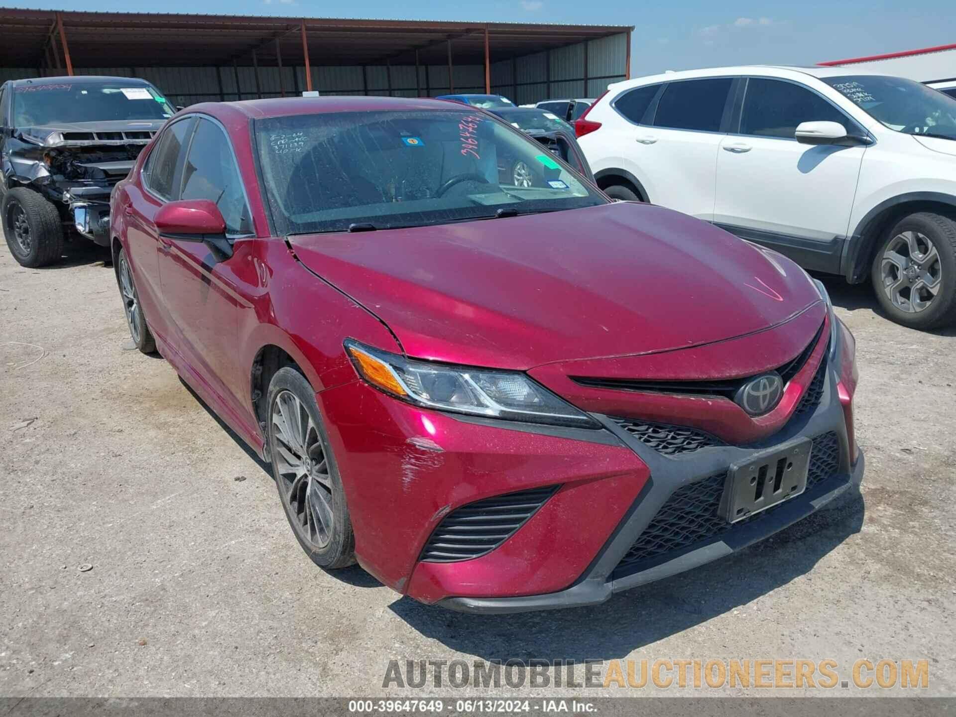 4T1B11HK6JU568390 TOYOTA CAMRY 2018