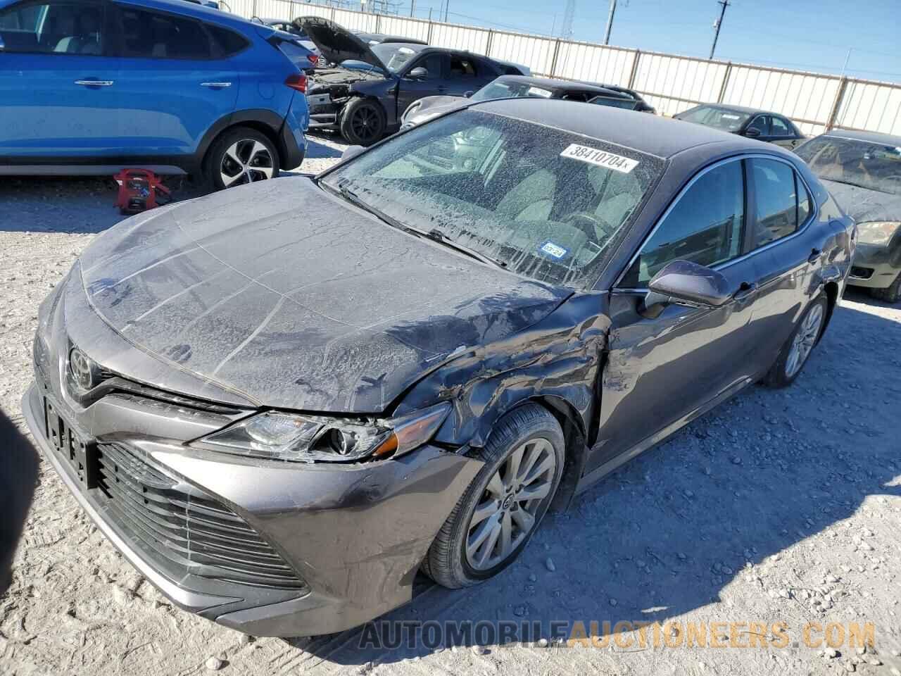 4T1B11HK6JU574514 TOYOTA CAMRY 2018