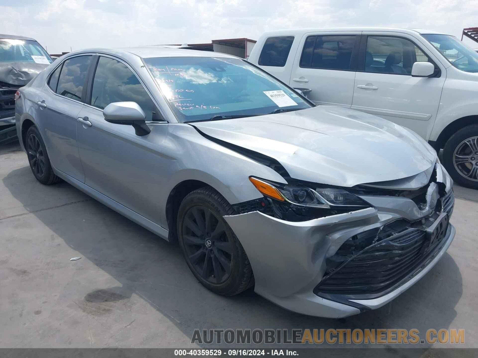 4T1B11HK6JU575050 TOYOTA CAMRY 2018