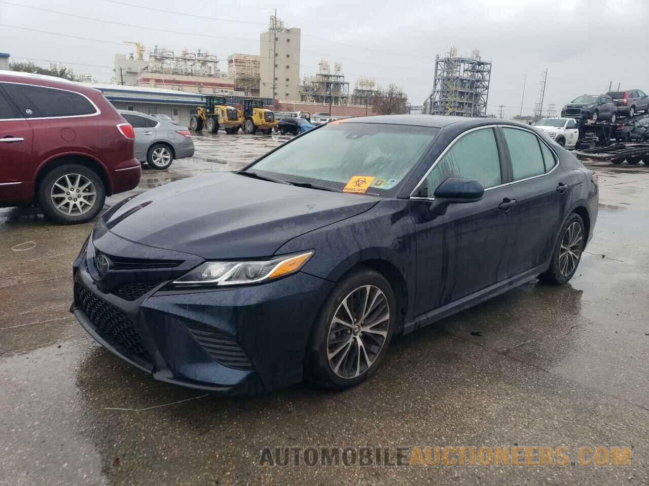 4T1B11HK6JU578806 TOYOTA CAMRY 2018