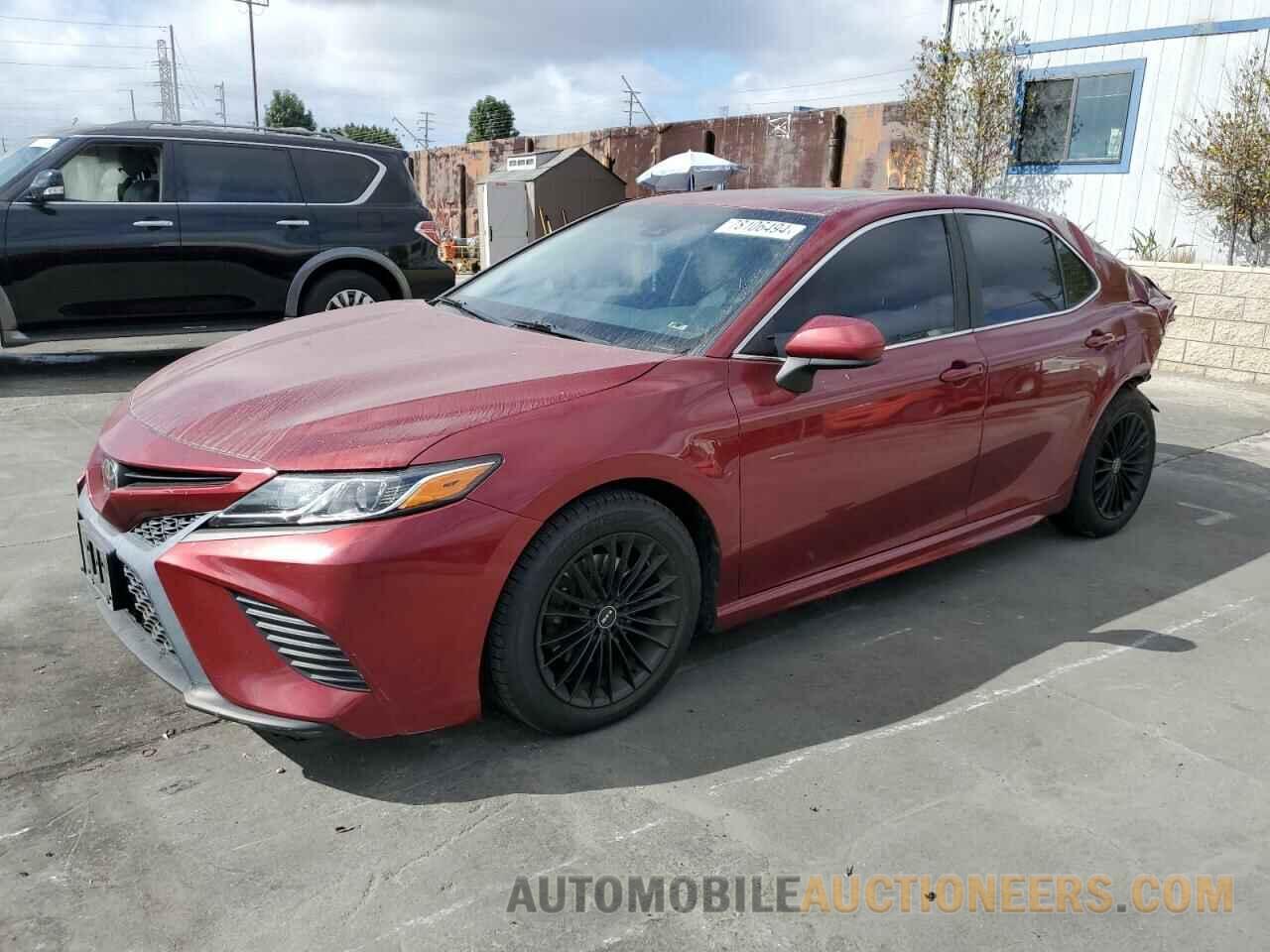 4T1B11HK6JU581091 TOYOTA CAMRY 2018