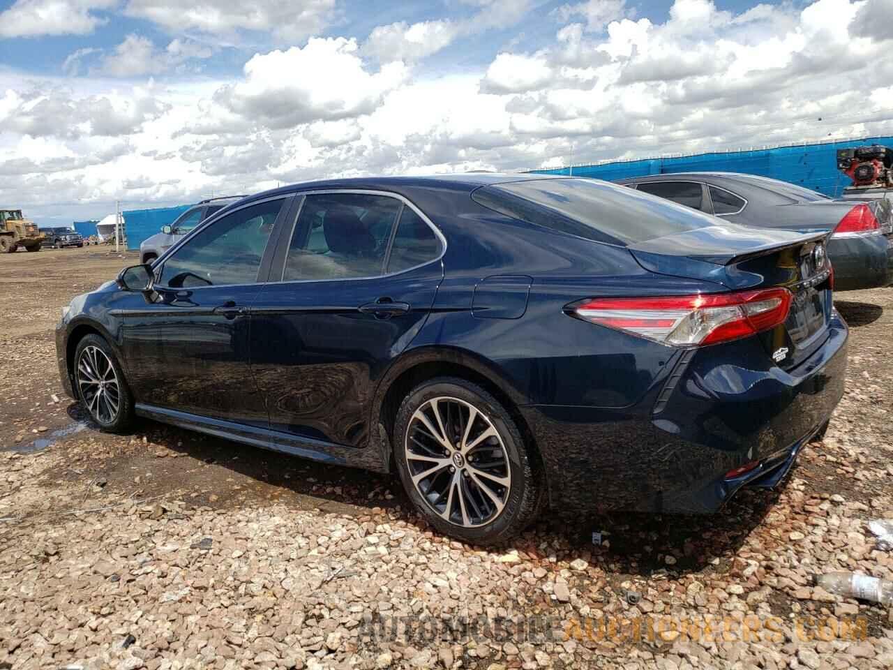 4T1B11HK6JU595363 TOYOTA CAMRY 2018