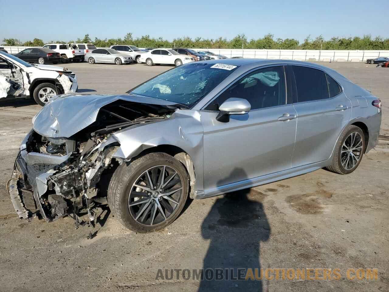 4T1B11HK6JU602019 TOYOTA CAMRY 2018