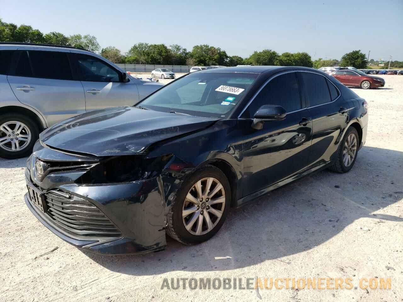 4T1B11HK6JU606586 TOYOTA CAMRY 2018