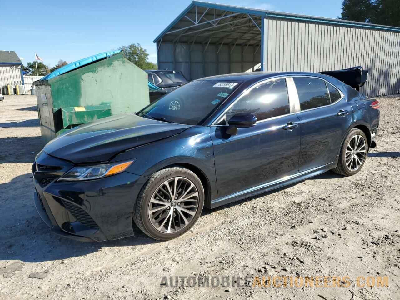 4T1B11HK6JU610296 TOYOTA CAMRY 2018