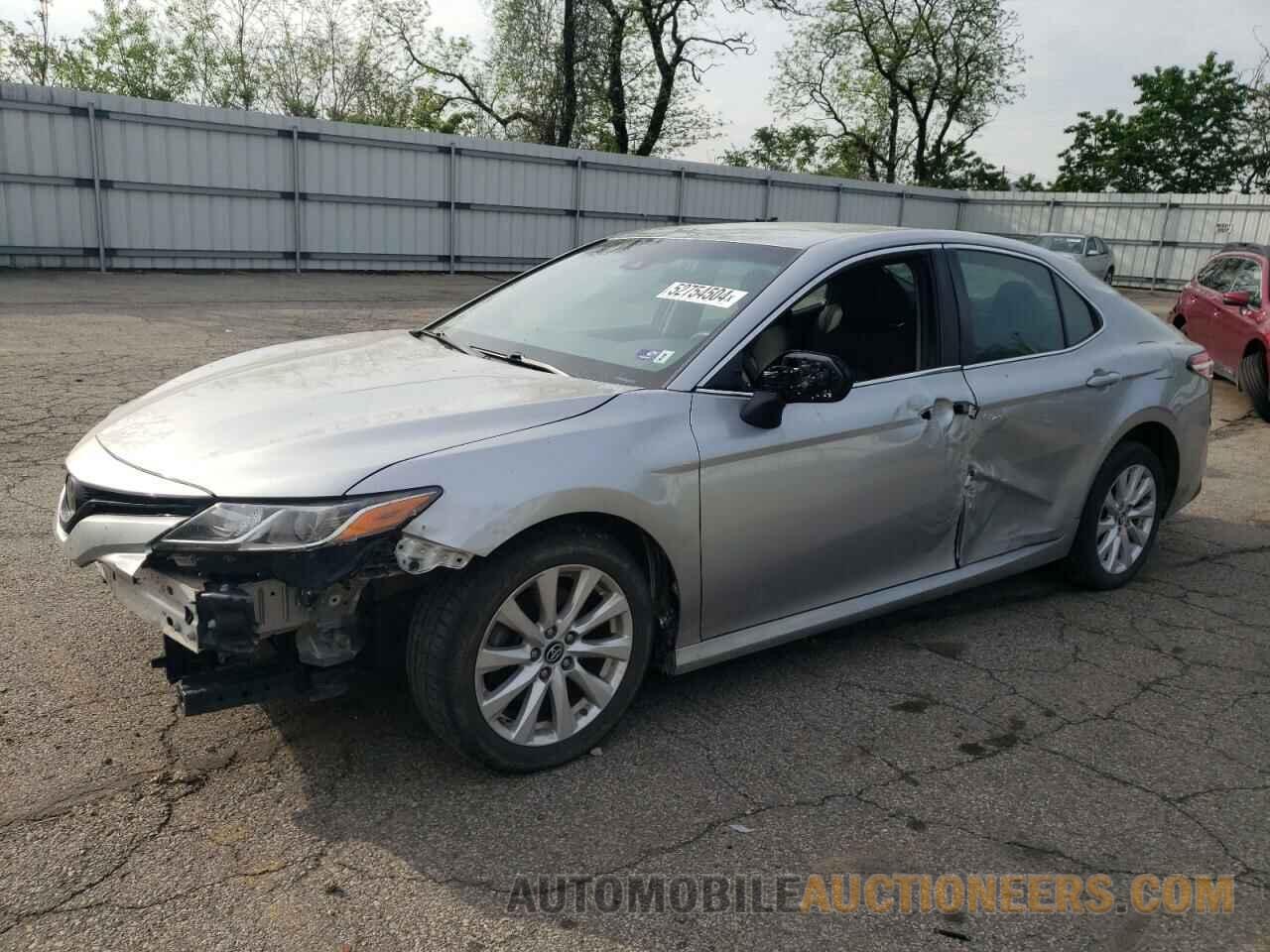 4T1B11HK6JU622478 TOYOTA CAMRY 2018