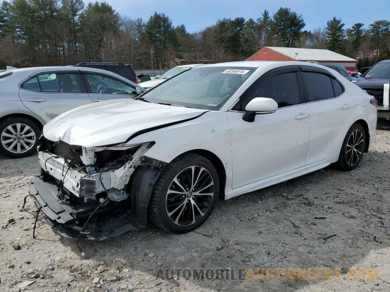 4T1B11HK6JU625073 TOYOTA CAMRY 2018