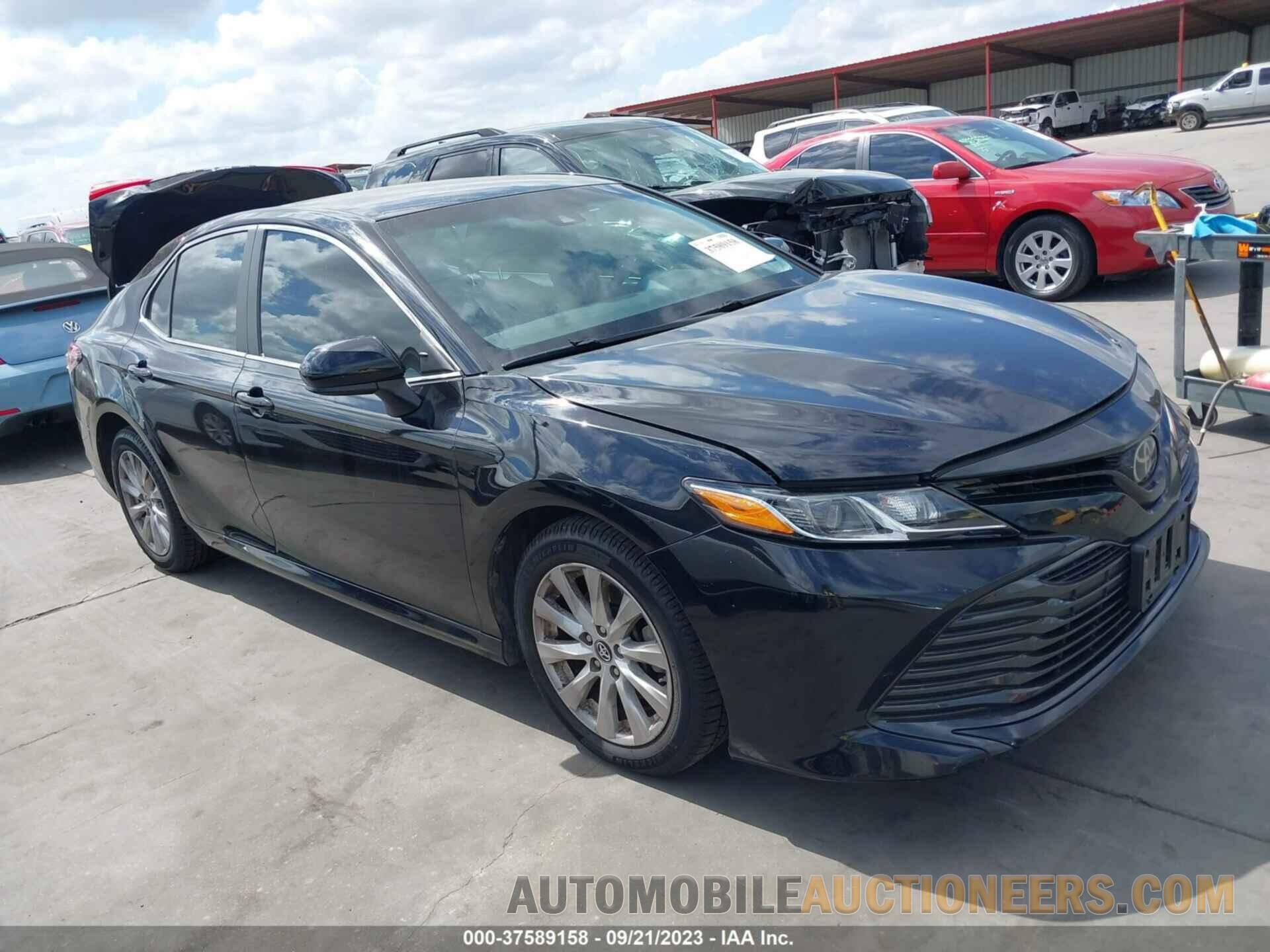 4T1B11HK6JU626059 TOYOTA CAMRY 2018