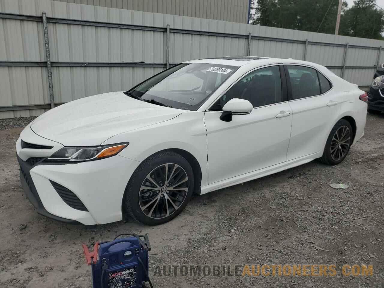 4T1B11HK6JU631780 TOYOTA CAMRY 2018