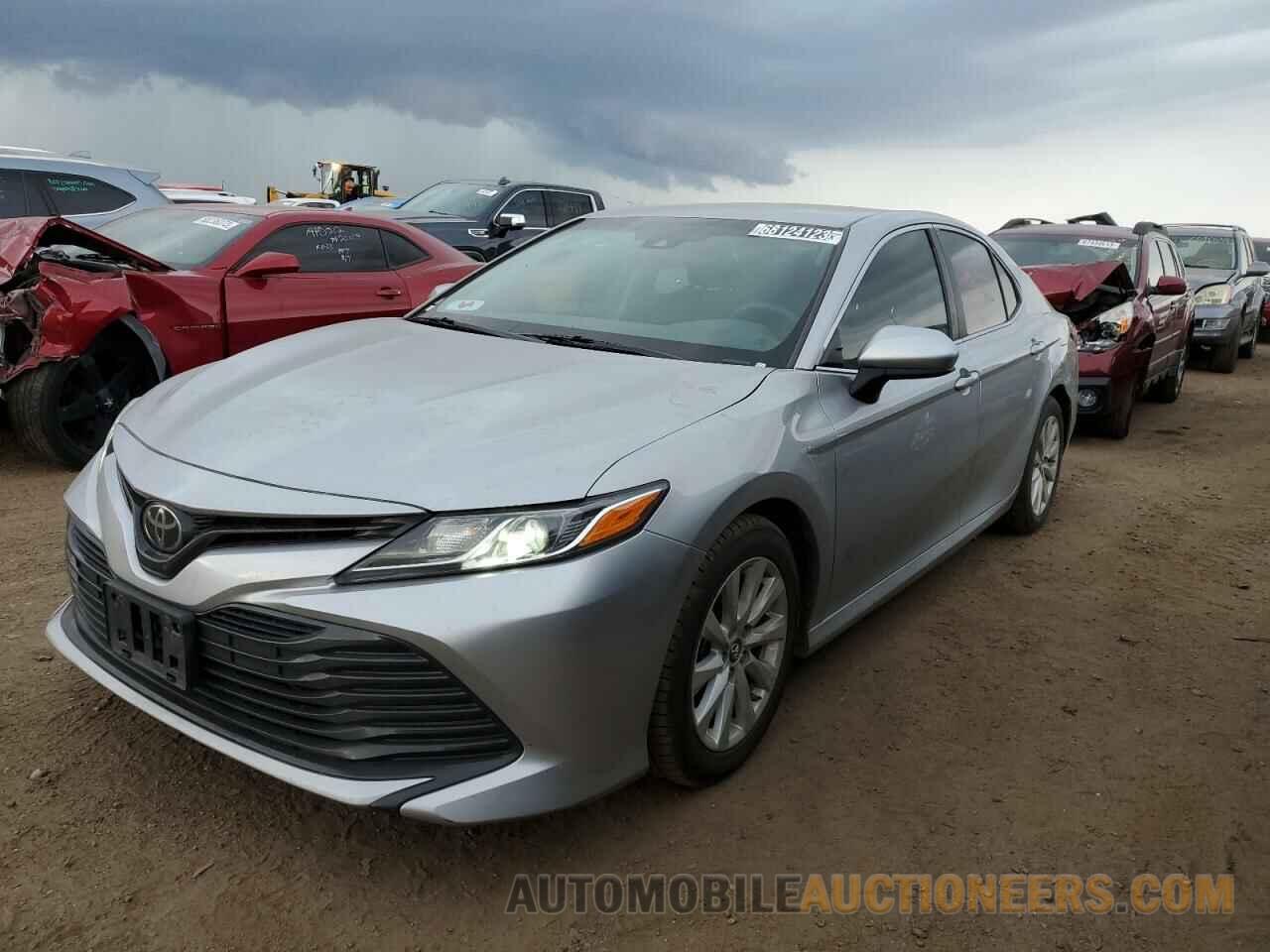 4T1B11HK6JU634985 TOYOTA CAMRY 2018