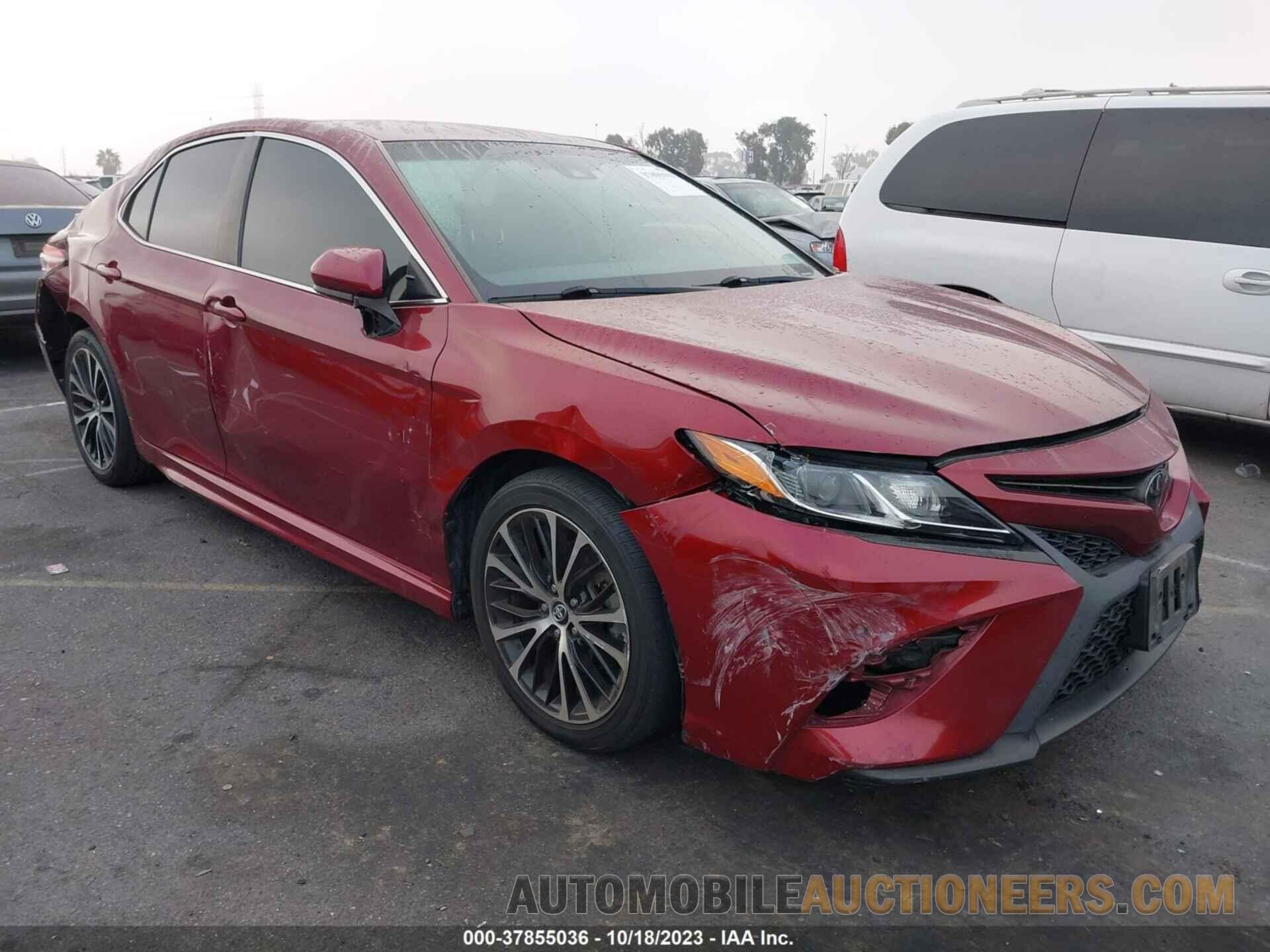 4T1B11HK6JU658946 TOYOTA CAMRY 2018