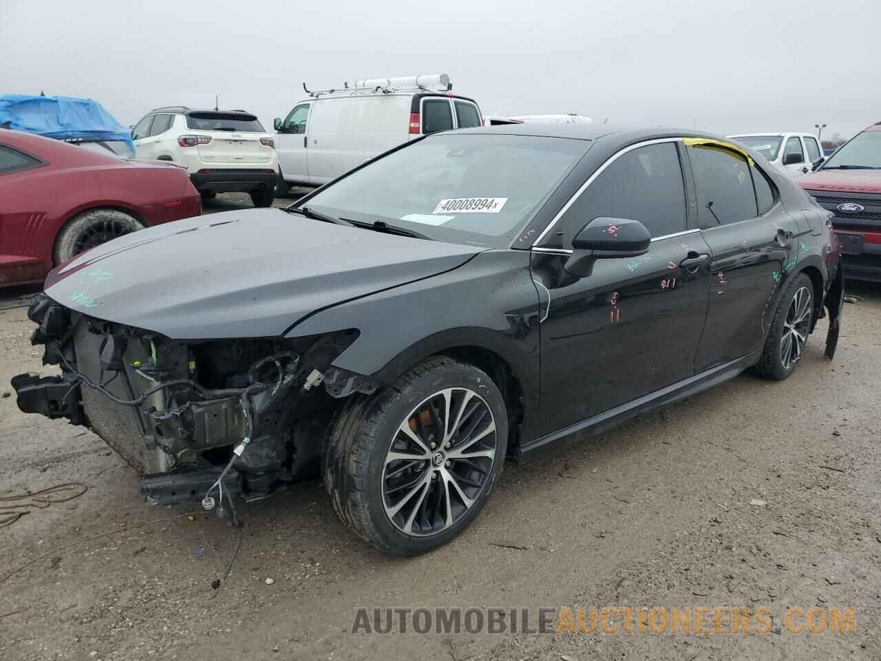 4T1B11HK6JU664584 TOYOTA CAMRY 2018