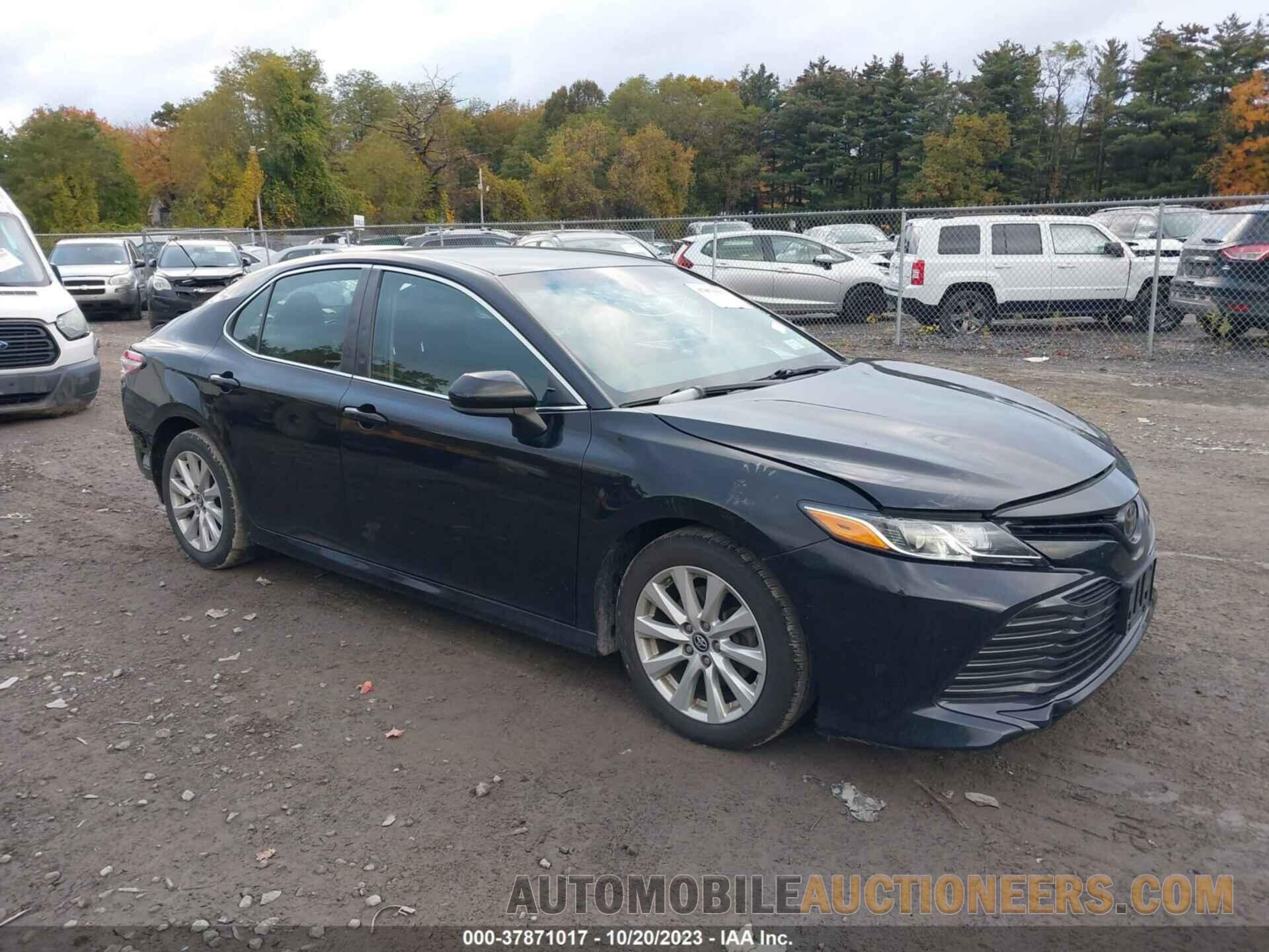 4T1B11HK6JU668845 TOYOTA CAMRY 2018