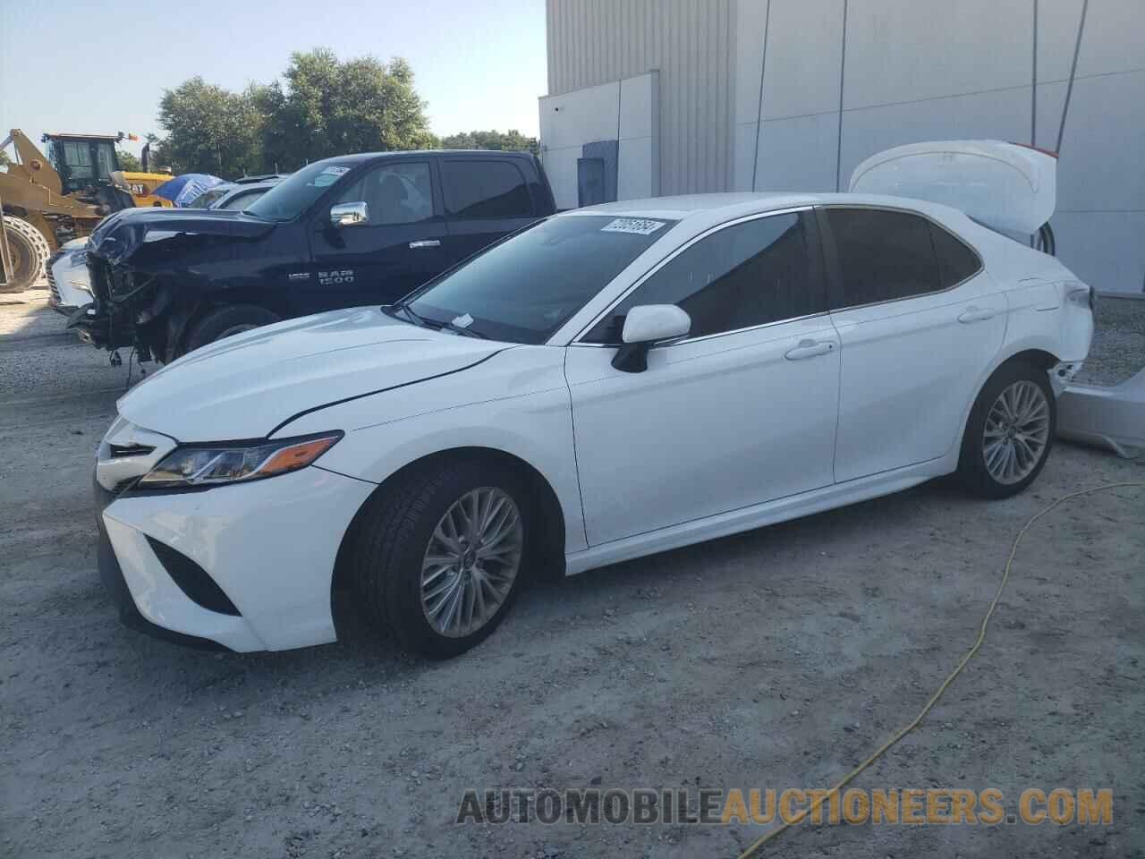 4T1B11HK6JU671597 TOYOTA CAMRY 2018