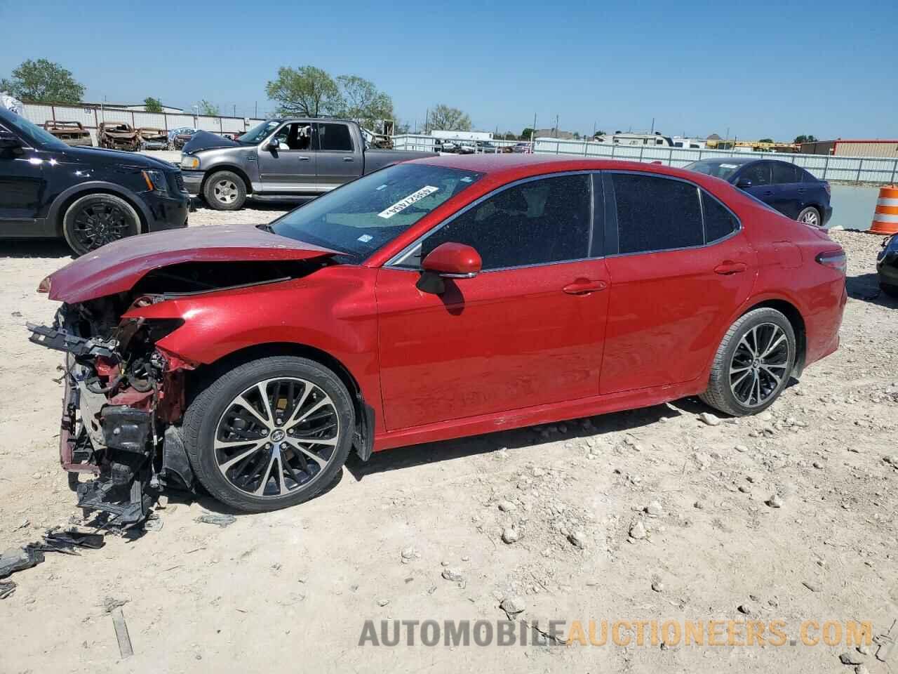 4T1B11HK6KU161607 TOYOTA CAMRY 2019