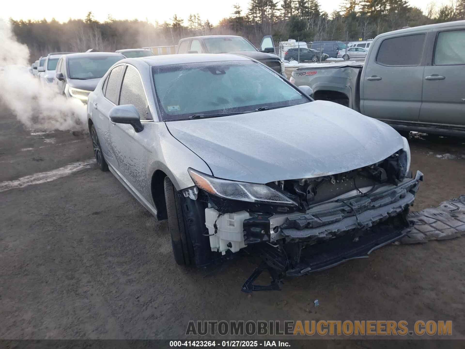 4T1B11HK6KU168198 TOYOTA CAMRY 2019