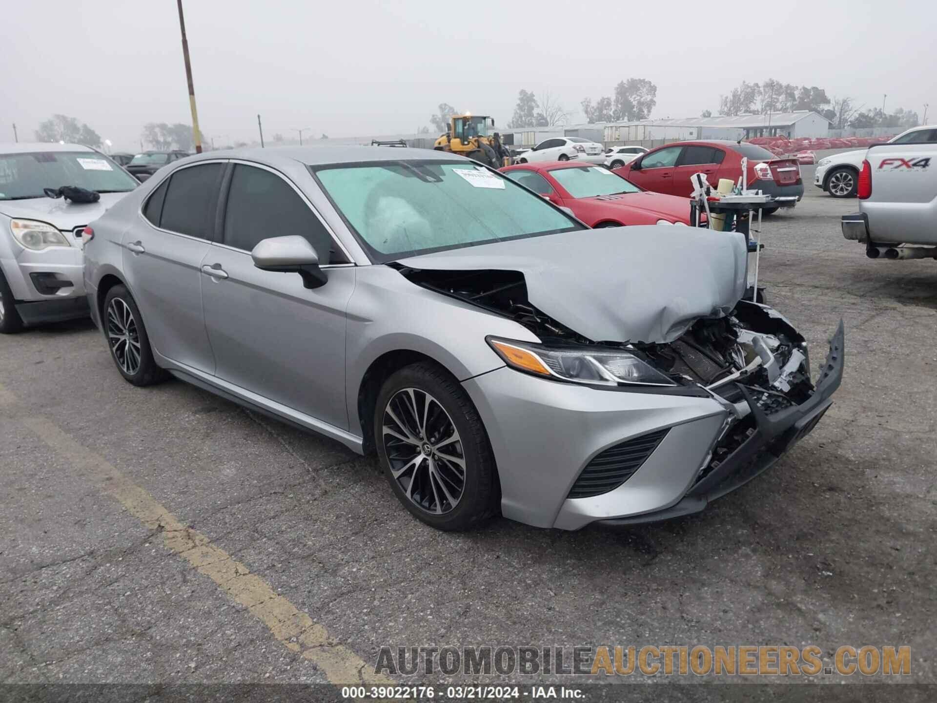 4T1B11HK6KU208649 TOYOTA CAMRY 2019