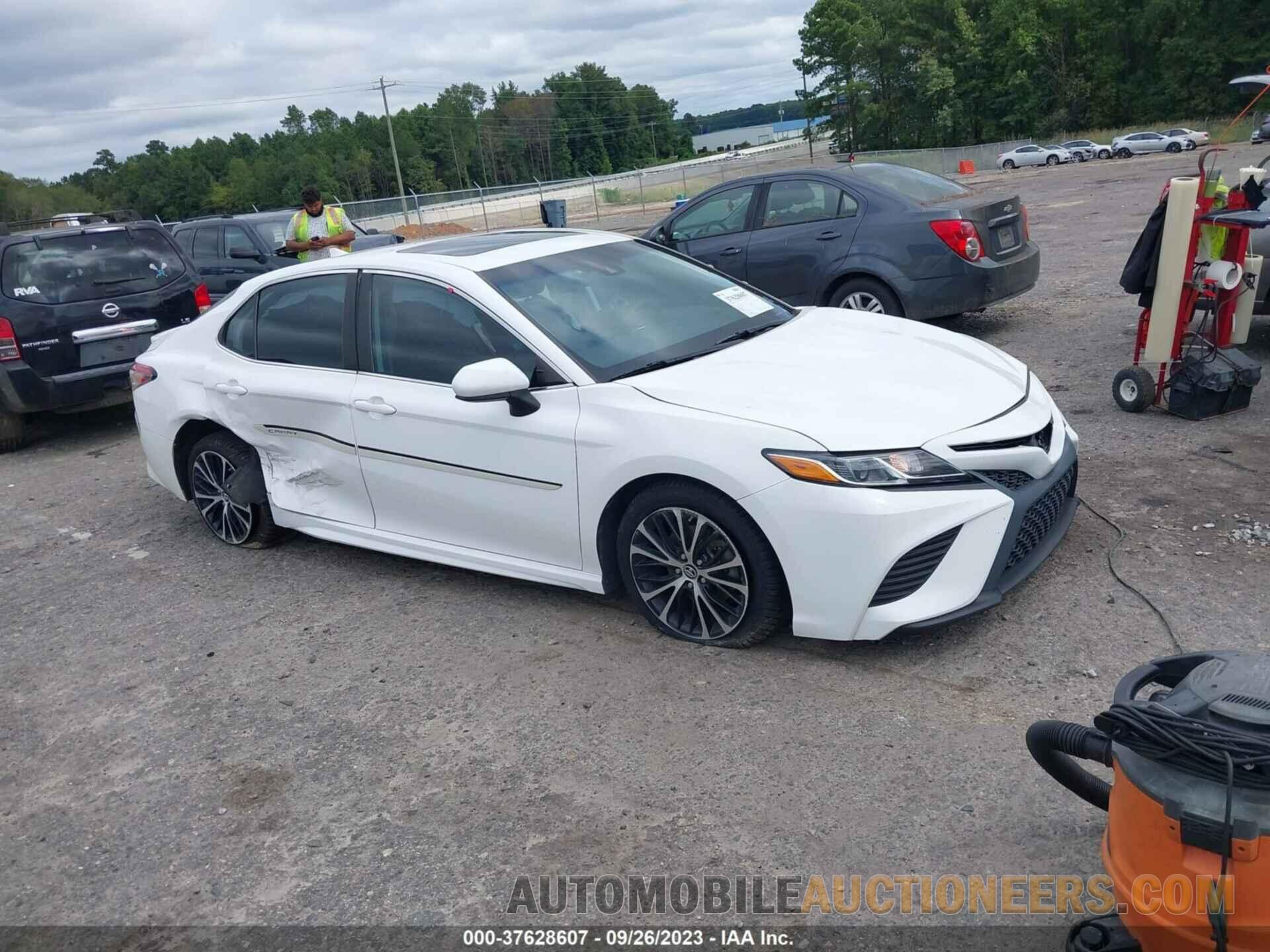 4T1B11HK6KU210224 TOYOTA CAMRY 2019