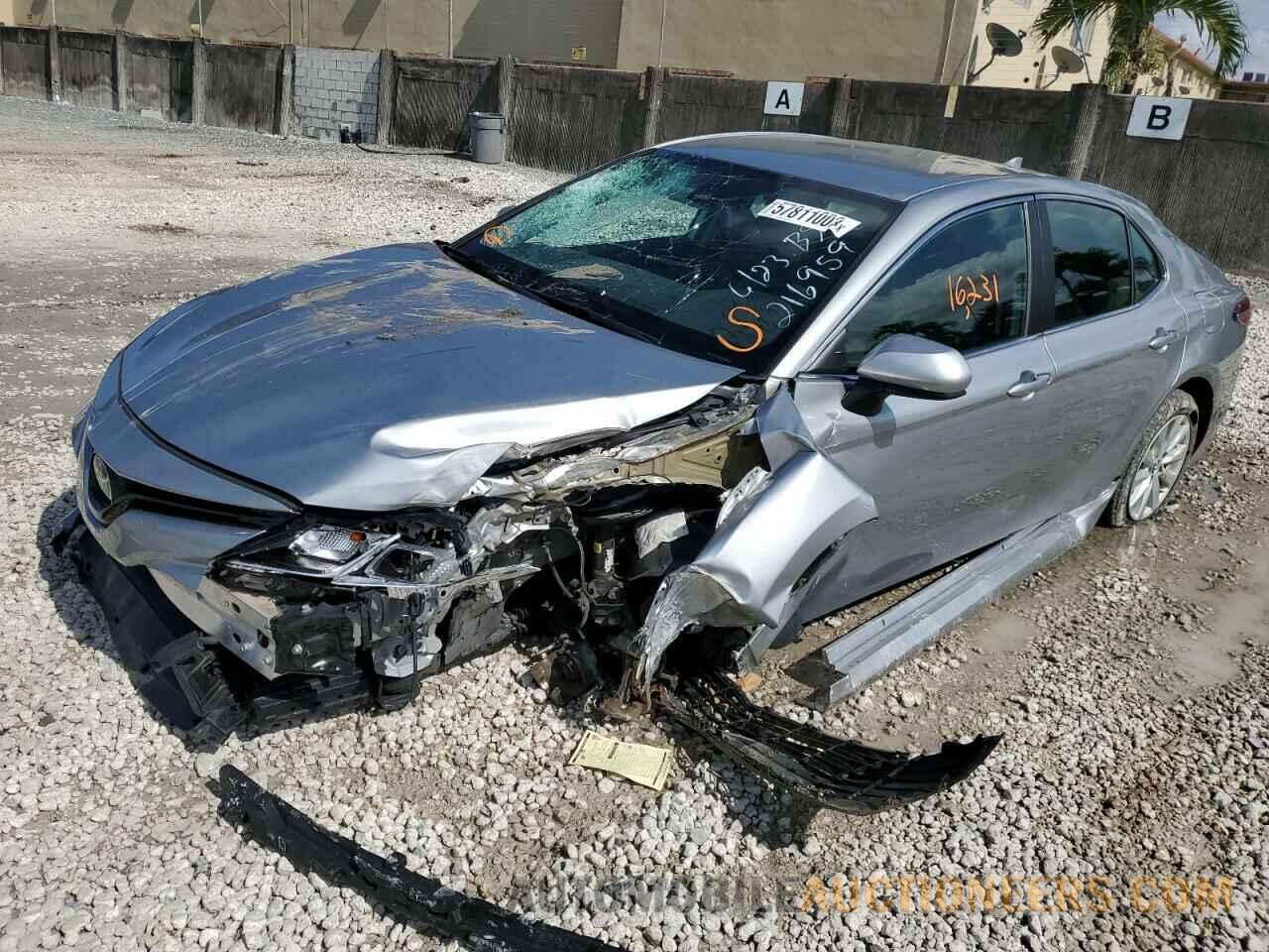 4T1B11HK6KU216959 TOYOTA CAMRY 2019