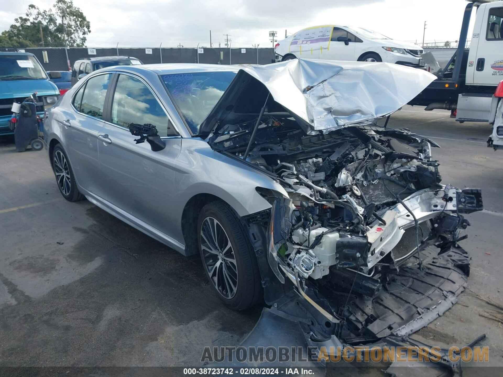 4T1B11HK6KU218775 TOYOTA CAMRY 2019