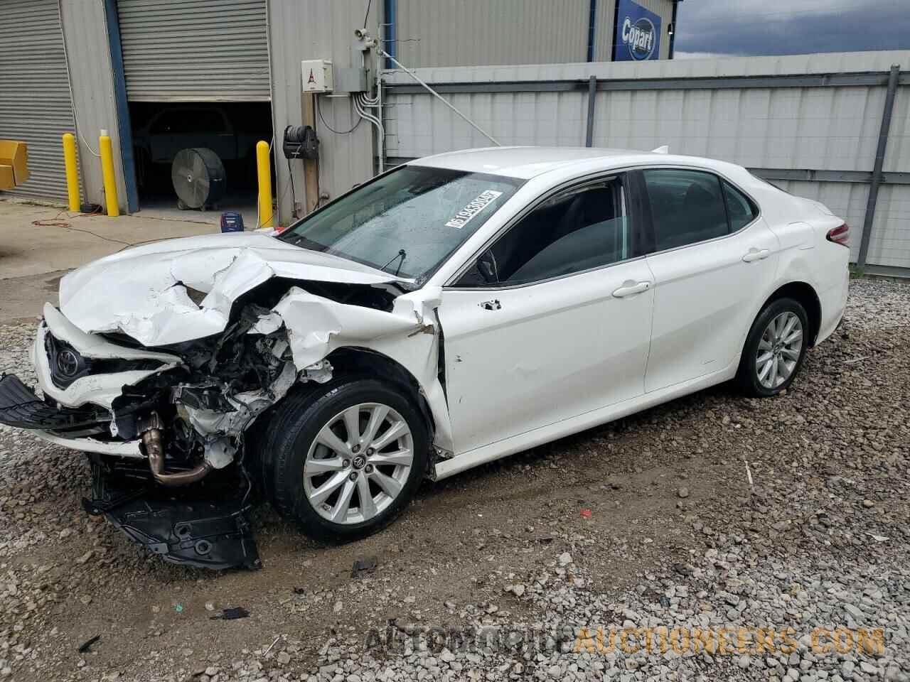 4T1B11HK6KU221093 TOYOTA CAMRY 2019