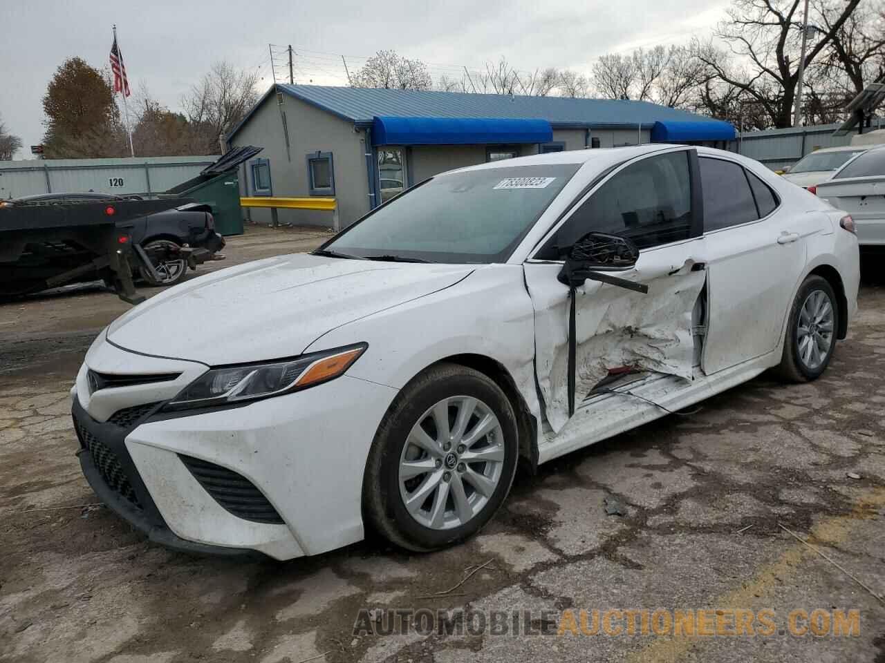 4T1B11HK6KU249458 TOYOTA CAMRY 2019