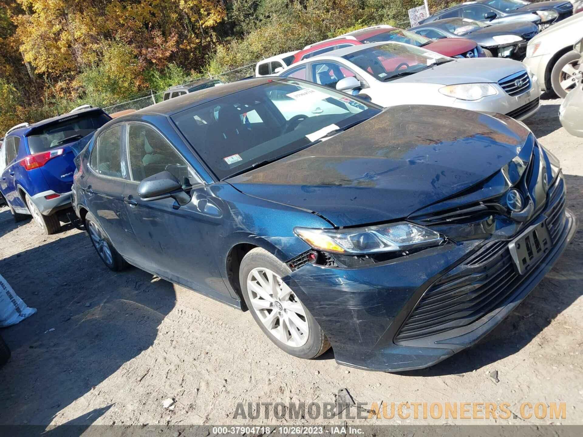 4T1B11HK6KU256202 TOYOTA CAMRY 2019