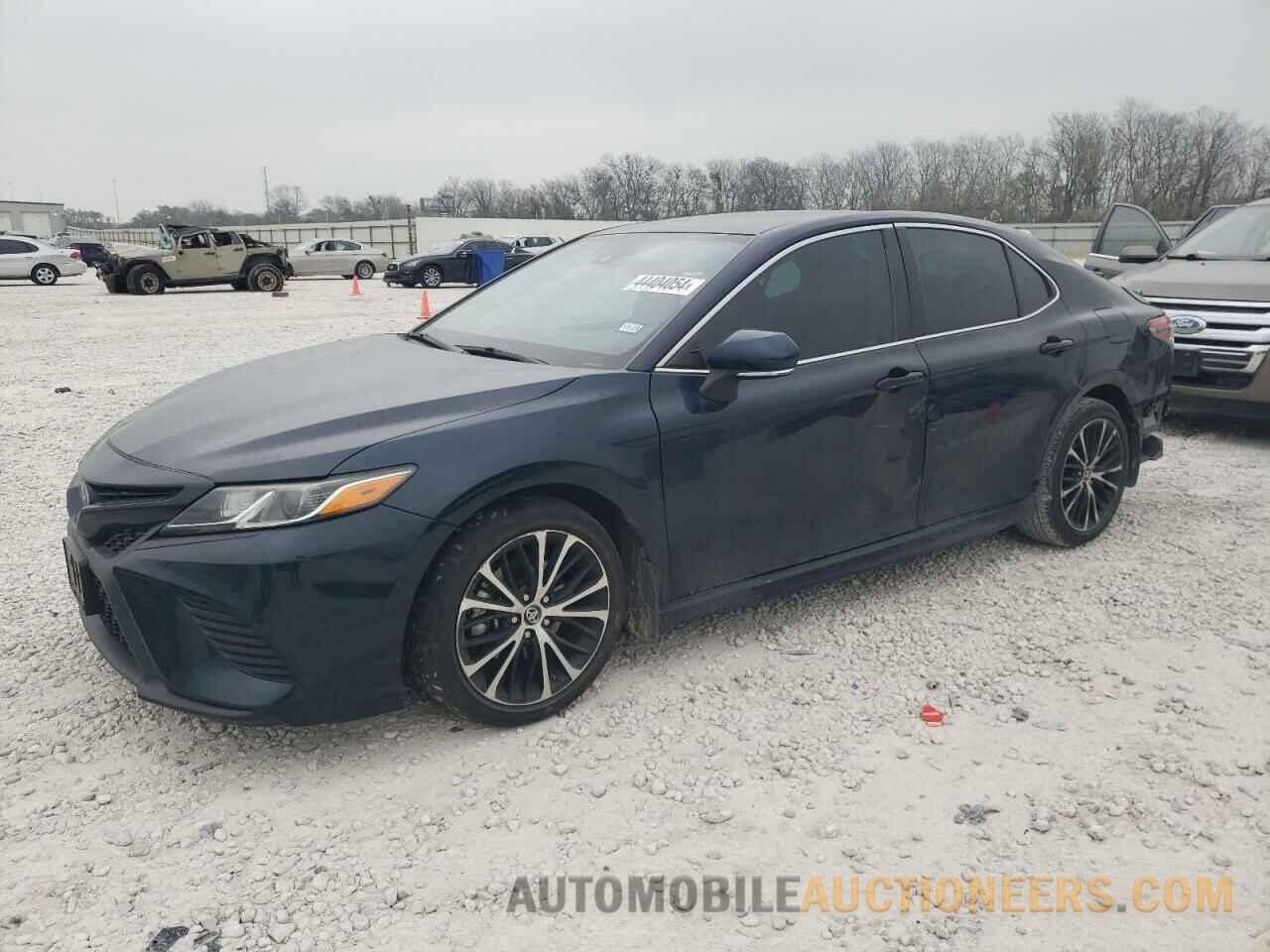 4T1B11HK6KU256751 TOYOTA CAMRY 2019