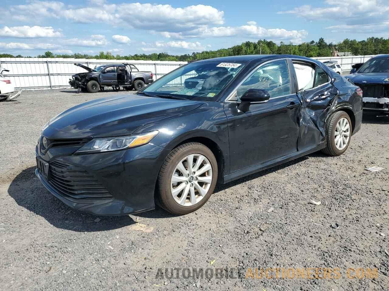 4T1B11HK6KU262744 TOYOTA CAMRY 2019